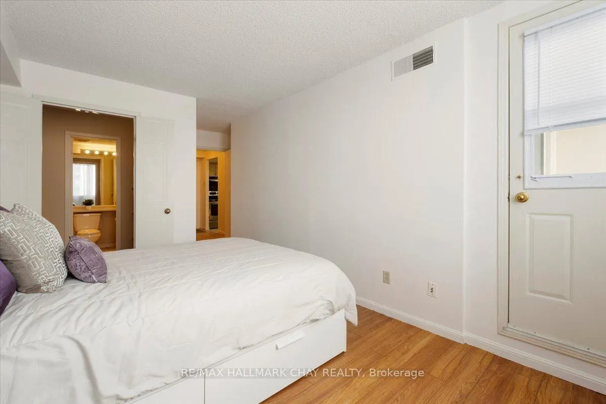 Photo 24 of Unit 1107, 75 Ellen Street, Barrie, Lakeshore — HOMEH