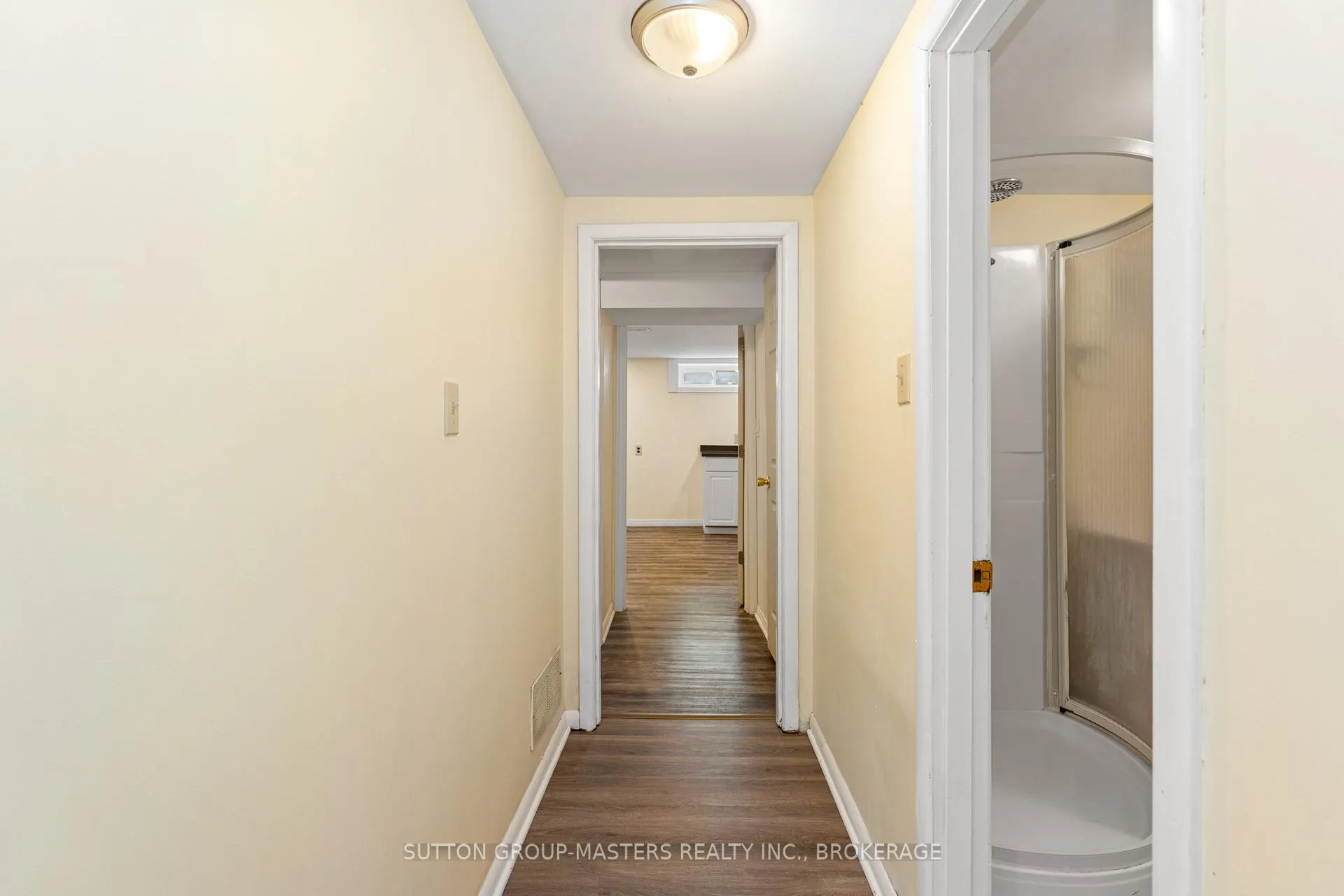 Photo 25 of 35 Holland Crescent, Kingston, Central City West — HOMEH