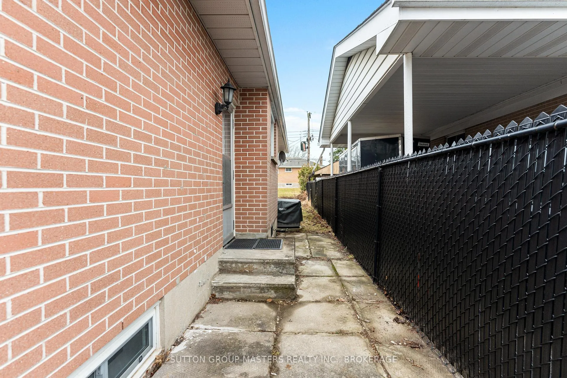 Photo 33 of 35 Holland Crescent, Kingston, Central City West — HOMEH