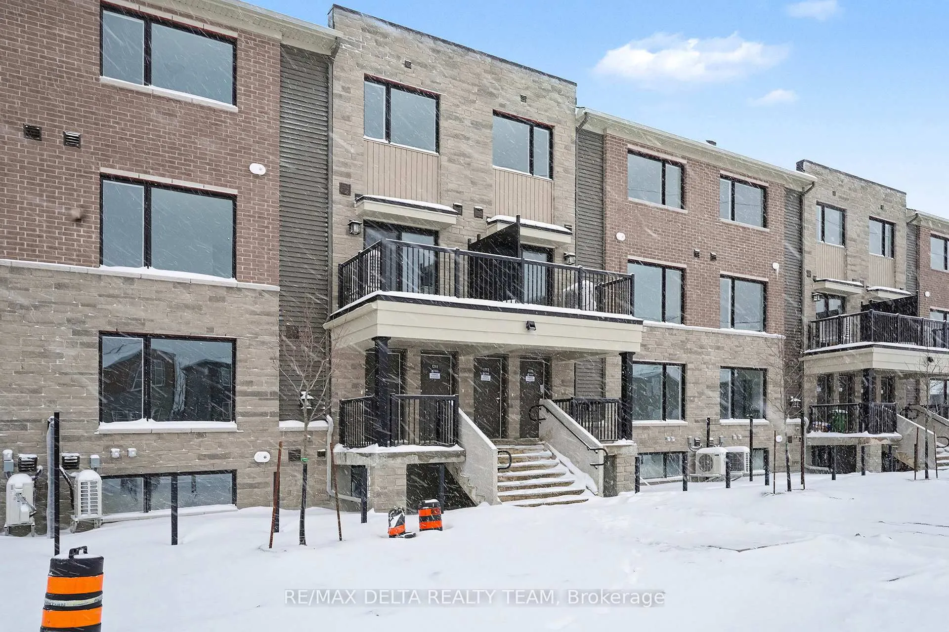 Photo 1 of 1209 Creekway Private, Ottawa, Kanata - Kanata Lakes/Heritage Hills — HOMEH