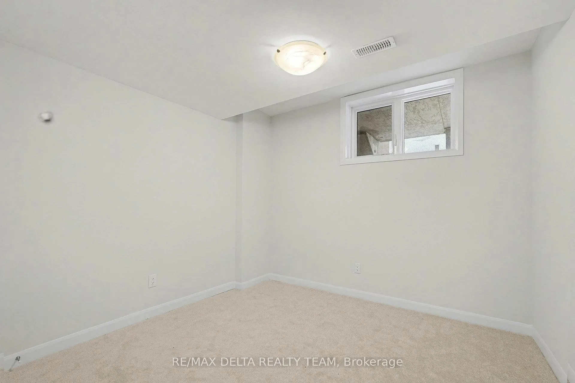 Photo 15 of 1209 Creekway Private, Ottawa, Kanata - Kanata Lakes/Heritage Hills — HOMEH