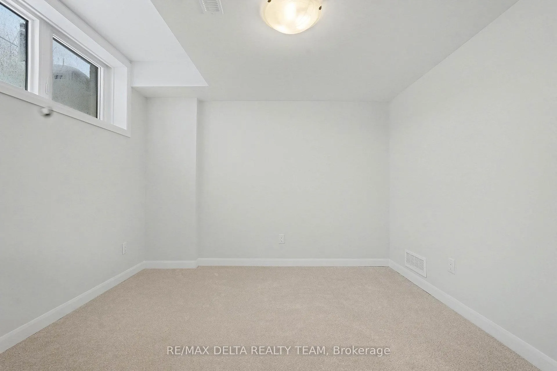 Photo 17 of 1209 Creekway Private, Ottawa, Kanata - Kanata Lakes/Heritage Hills — HOMEH