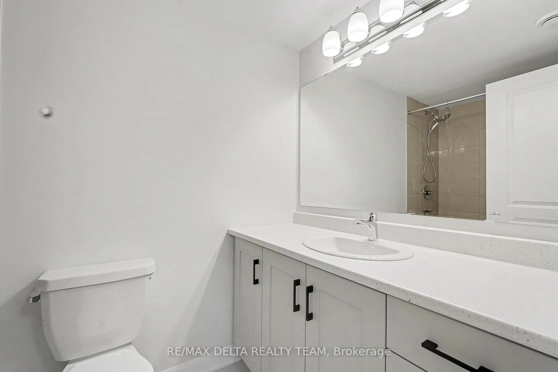 Photo 18 of 1209 Creekway Private, Ottawa, Kanata - Kanata Lakes/Heritage Hills — HOMEH