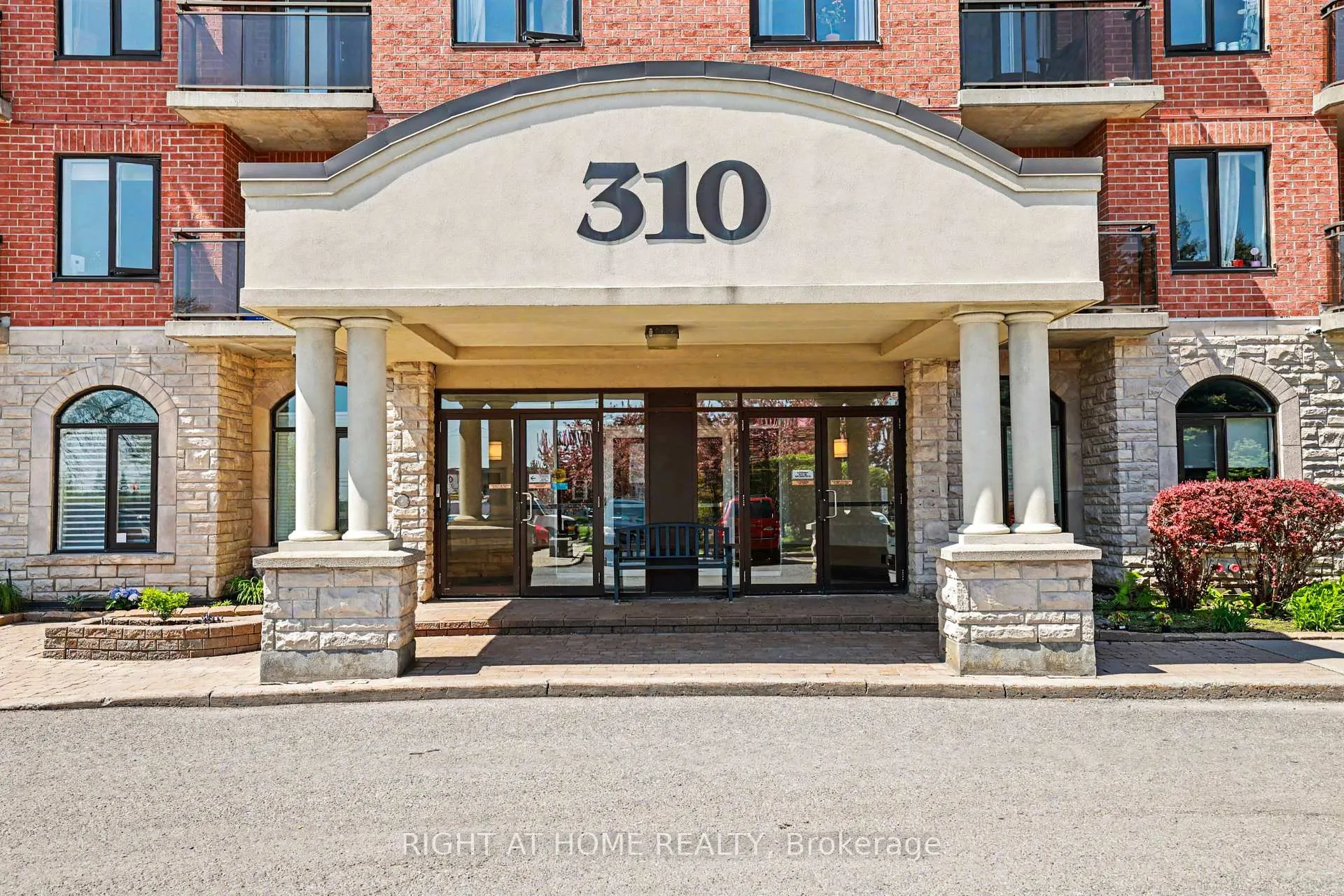 Photo 2 of Unit 8J, 310 Central Park Drive, Ottawa, Central Park — HOMEH