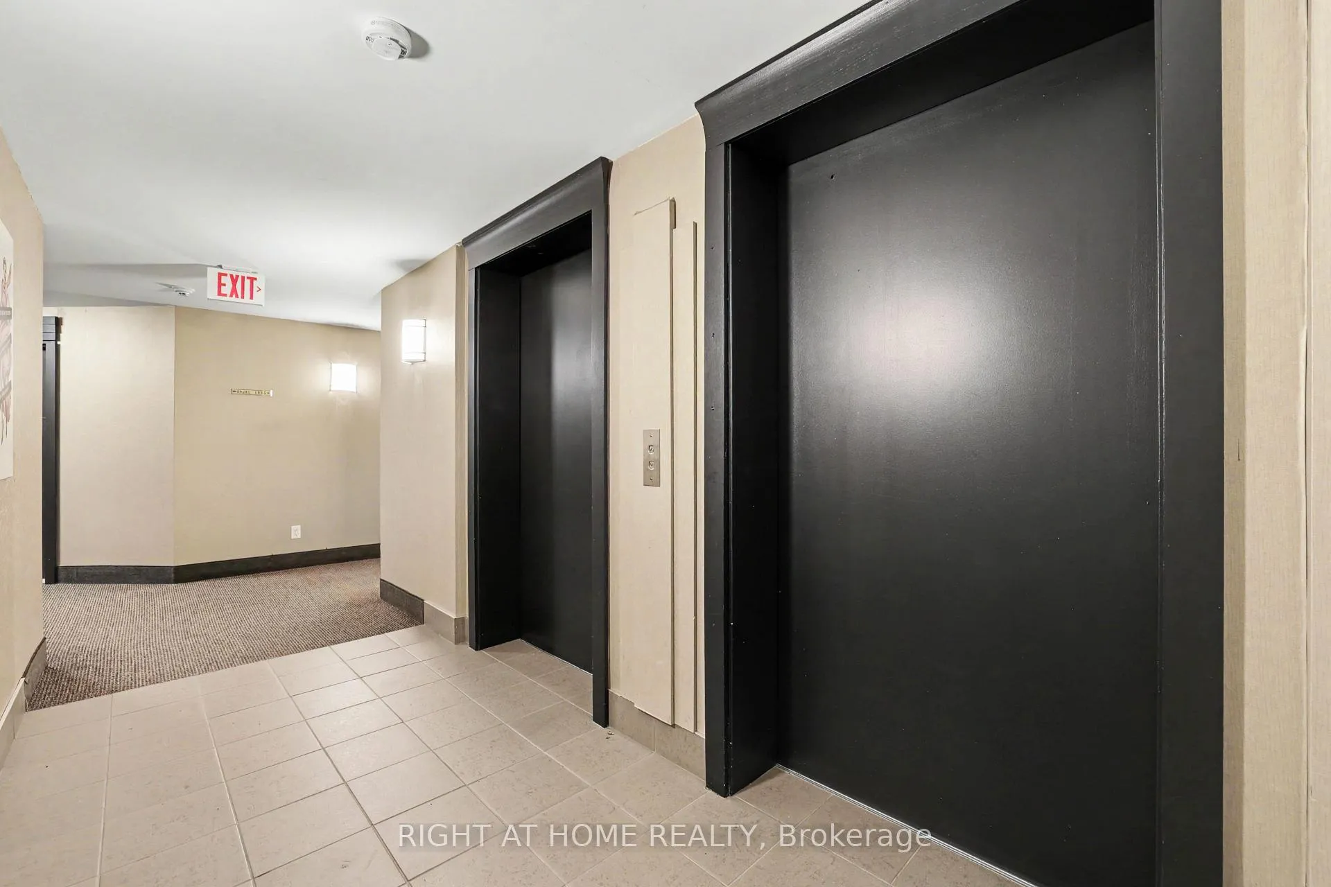 Photo 5 of Unit 8J, 310 Central Park Drive, Ottawa, Central Park — HOMEH