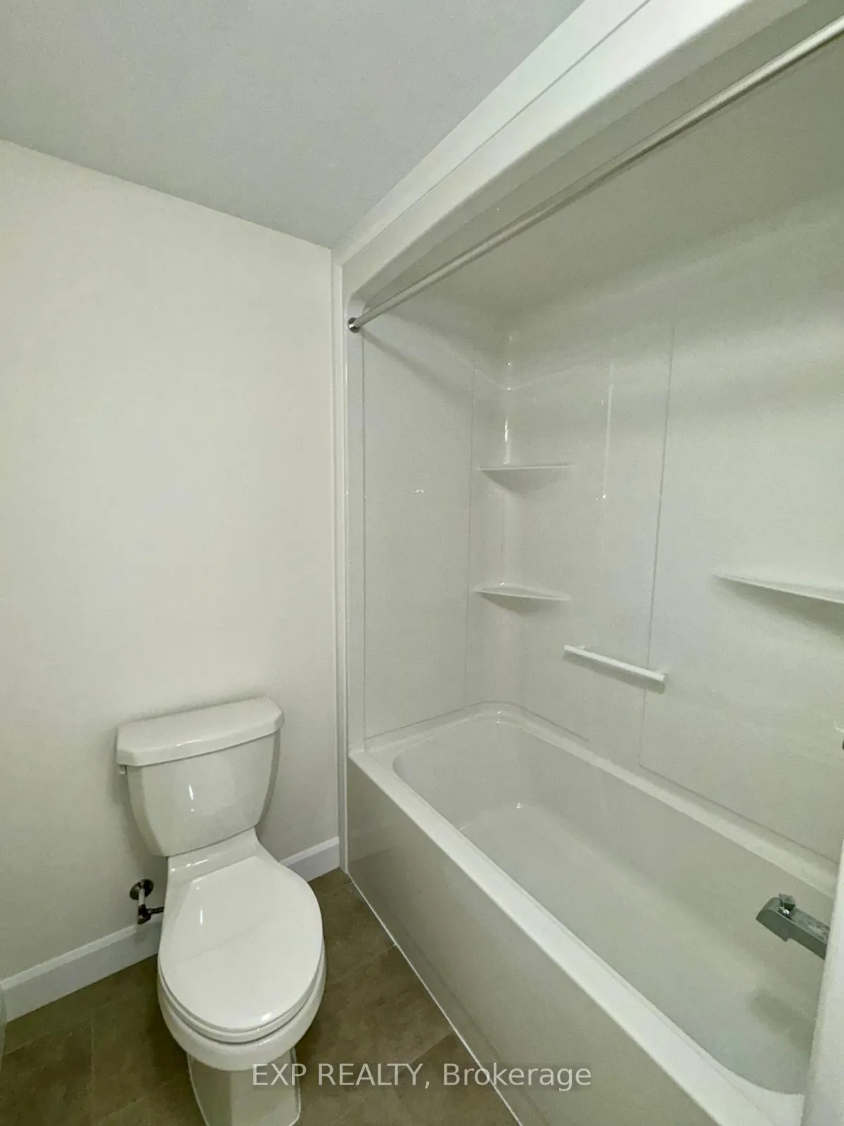 Photo 14 of 233 Cypress Street, The Nation, Limoges — HOMEH