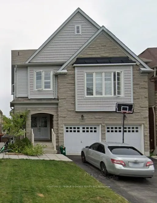 Front of 1921 Cocklin Crescent