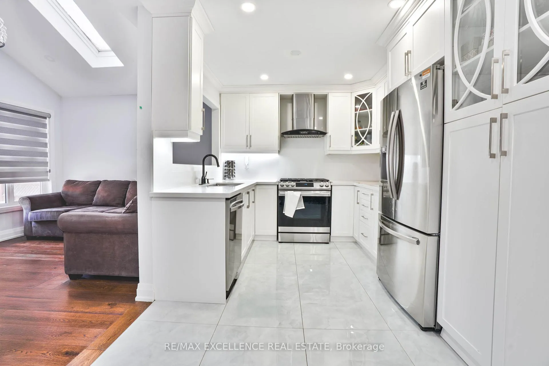 Photo 3 of 159 Cordgrass Crescent, Brampton, Sandringham-Wellington — HOMEH