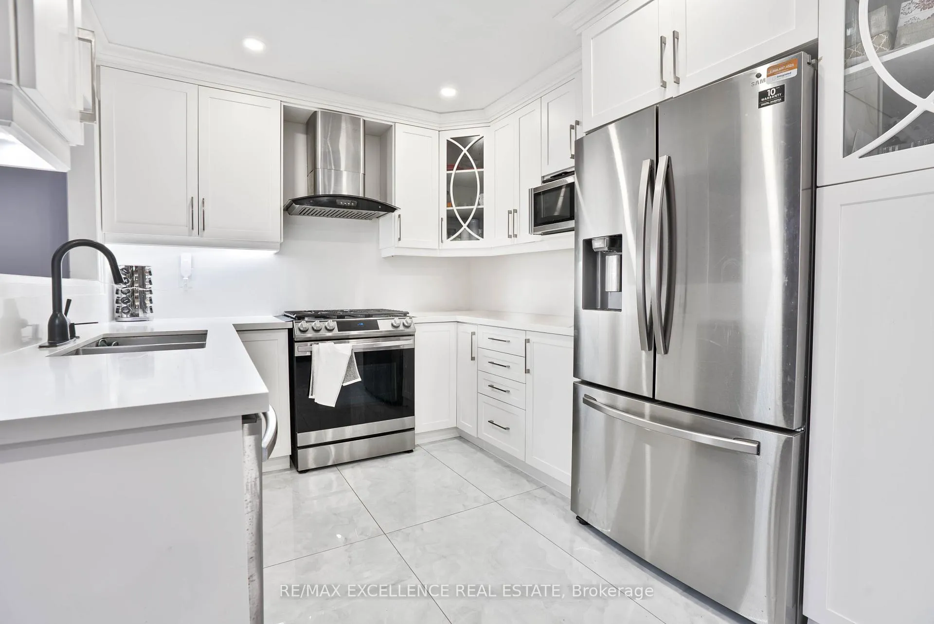Photo 5 of 159 Cordgrass Crescent, Brampton, Sandringham-Wellington — HOMEH