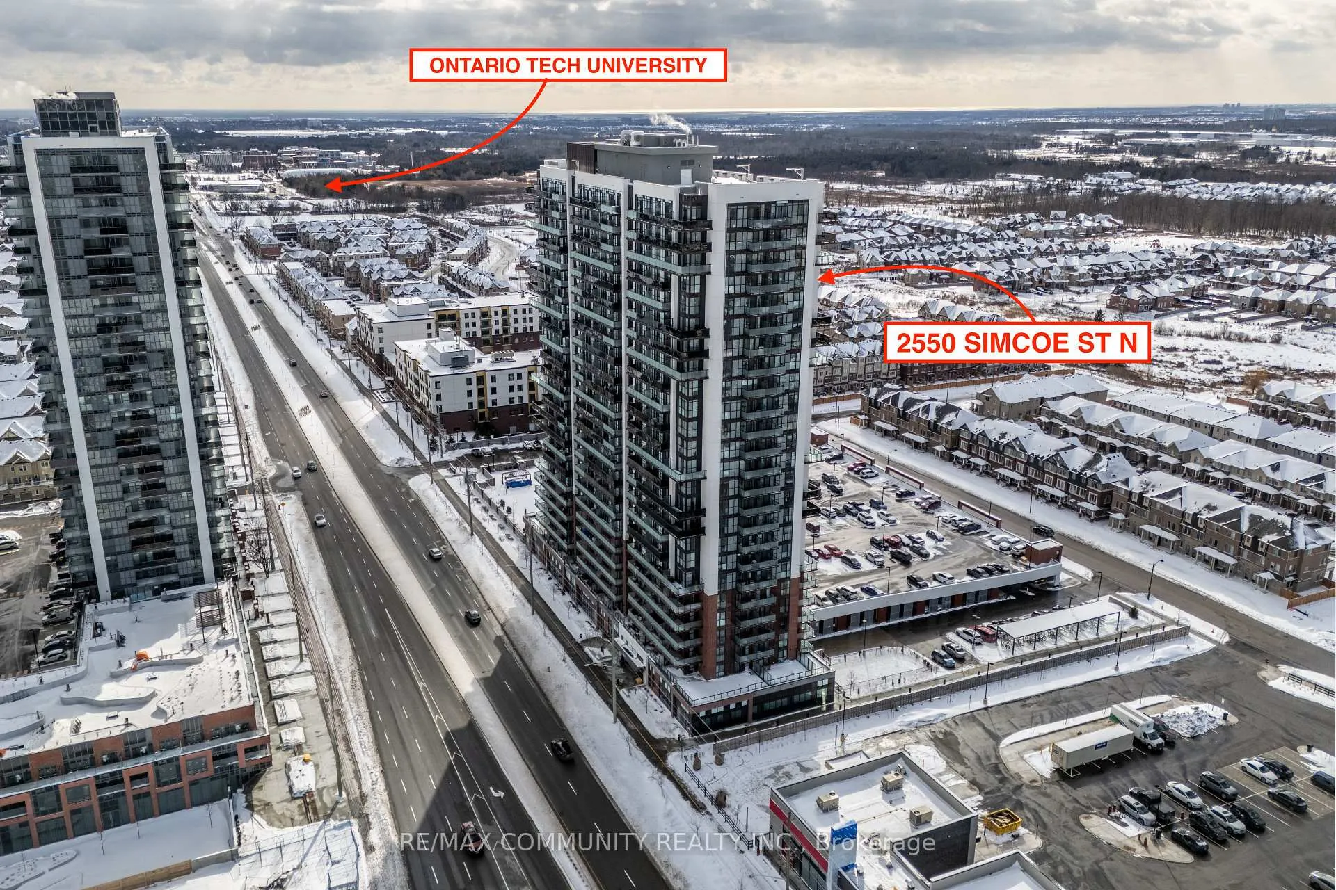 Photo 2 of Unit 817, 2550 Simcoe Street N, Oshawa, Windfields — HOMEH