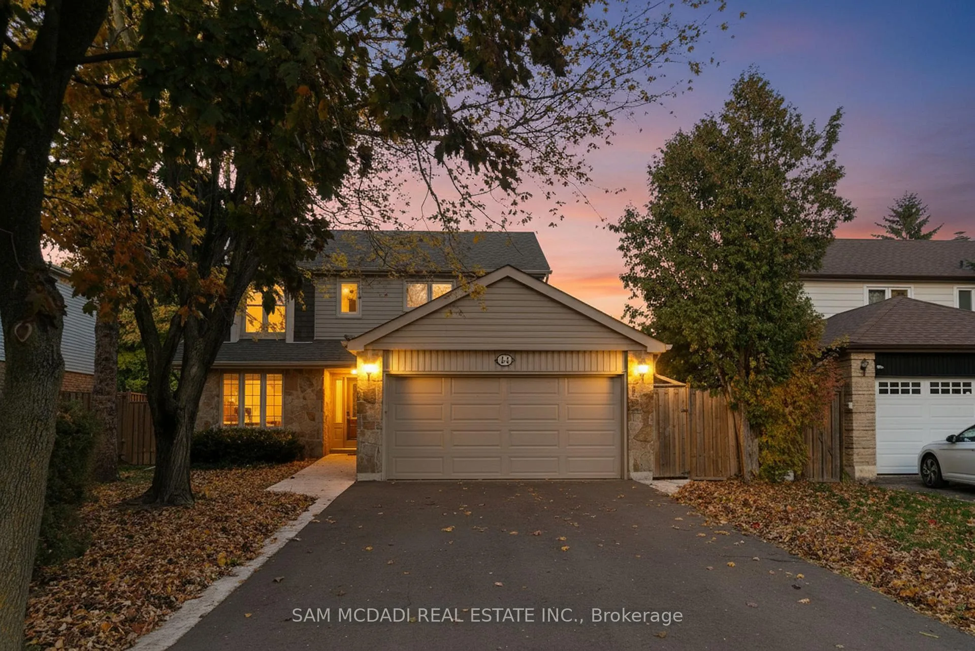 Photo 1 of 44 Madrid Crescent, Brampton, Central Park — HOMEH