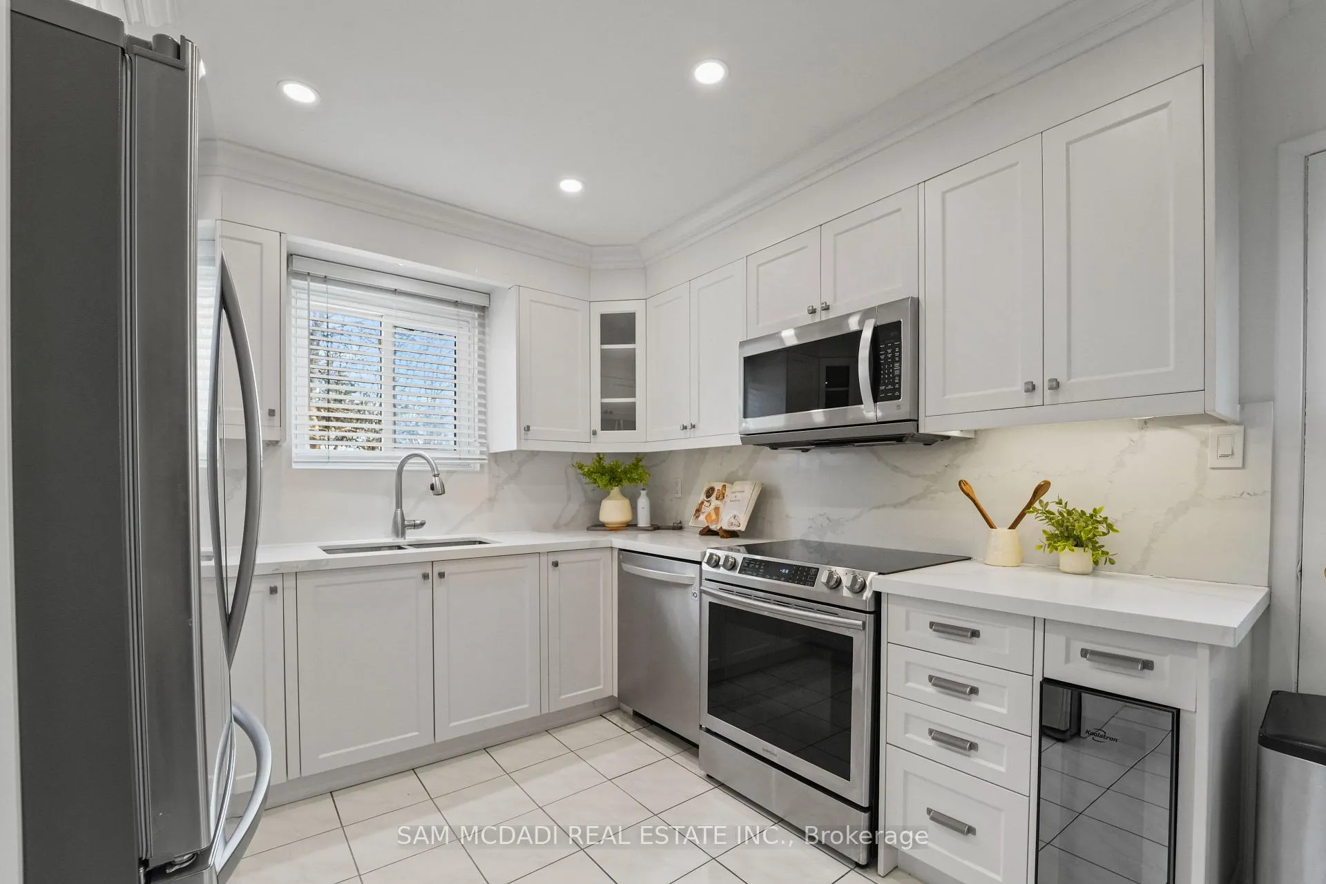 Photo 17 of 44 Madrid Crescent, Brampton, Central Park — HOMEH