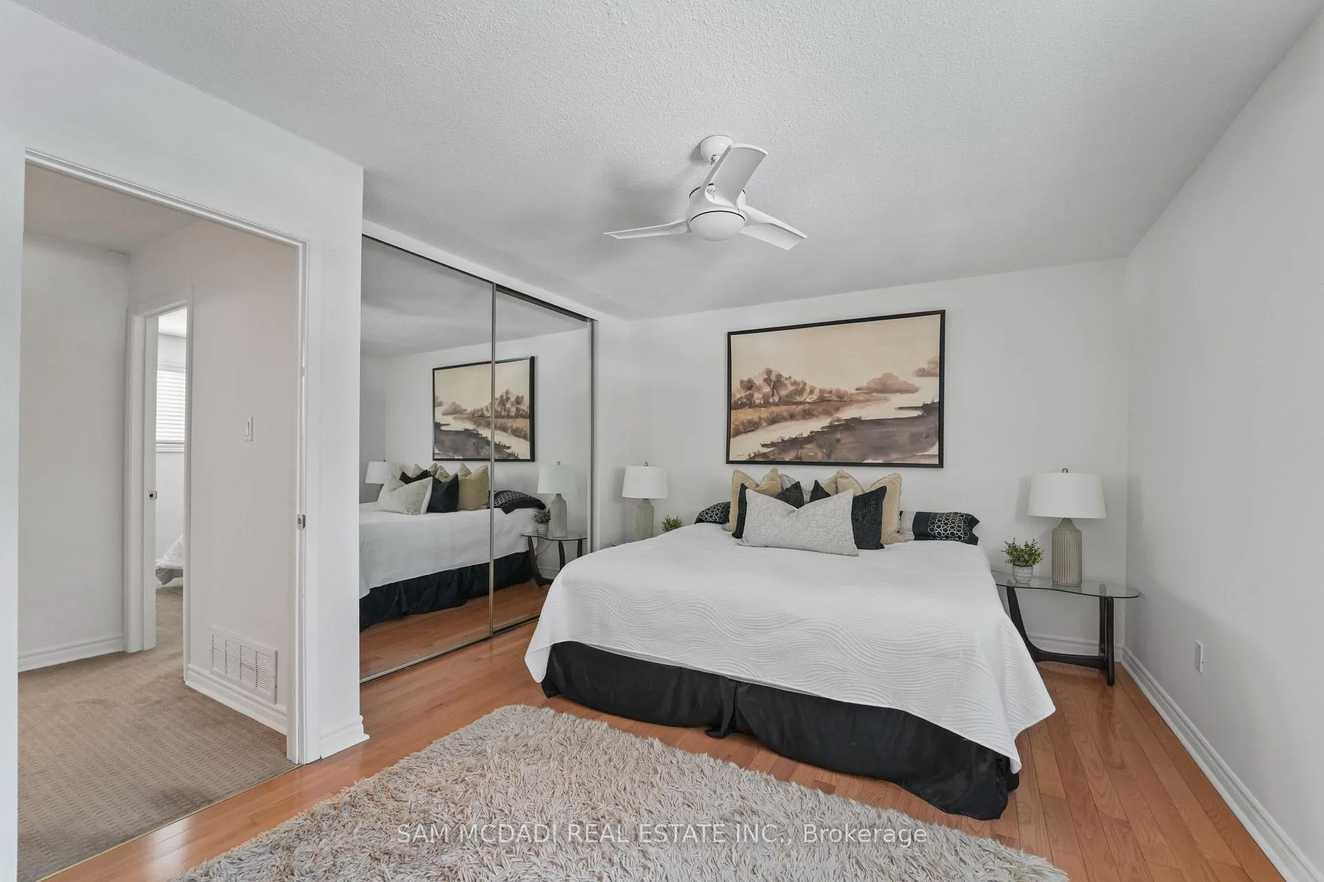 Photo 21 of 44 Madrid Crescent, Brampton, Central Park — HOMEH