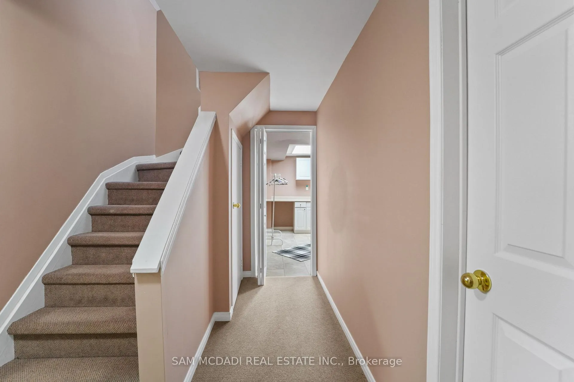 Photo 33 of 44 Madrid Crescent, Brampton, Central Park — HOMEH