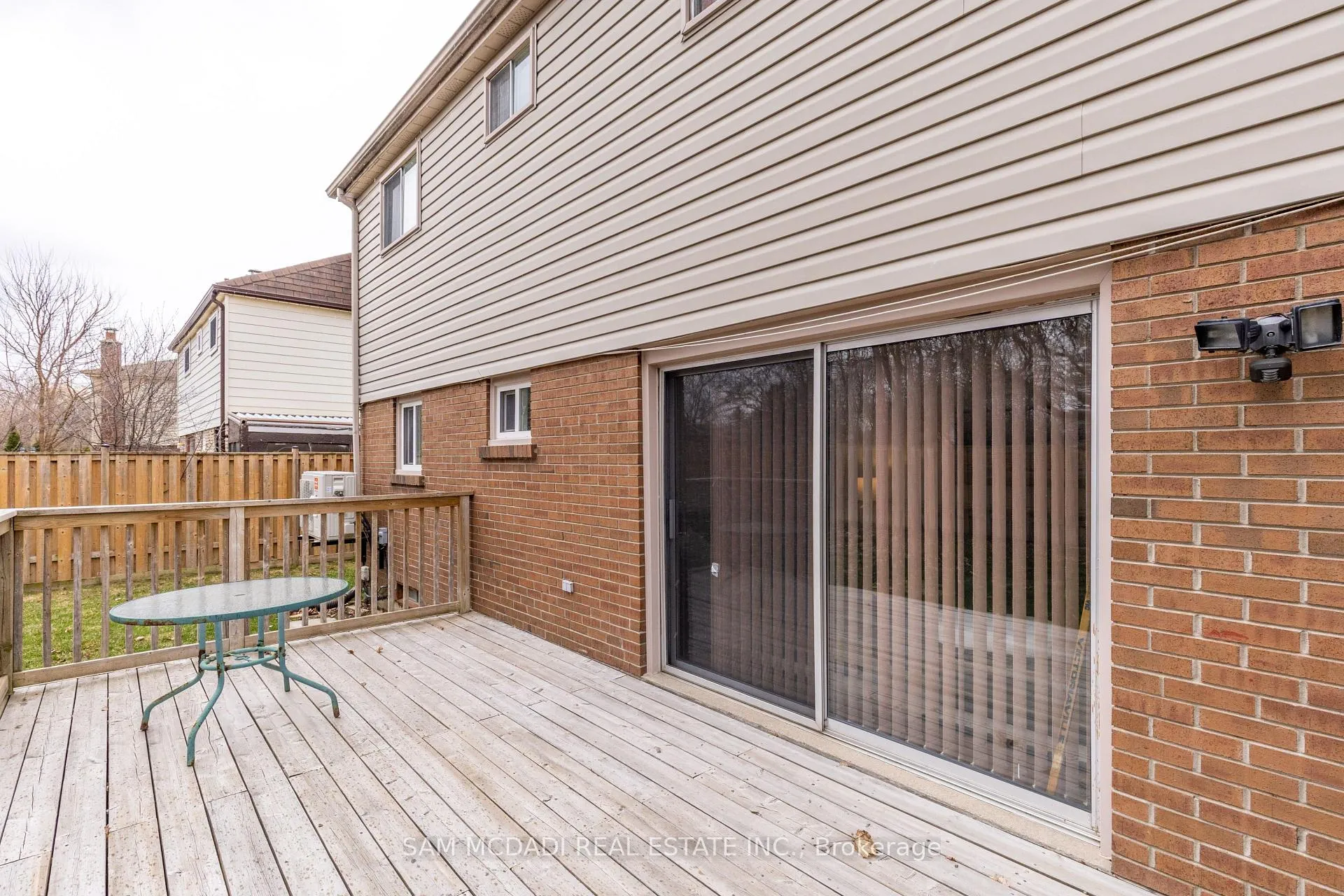 Photo 38 of 44 Madrid Crescent, Brampton, Central Park — HOMEH