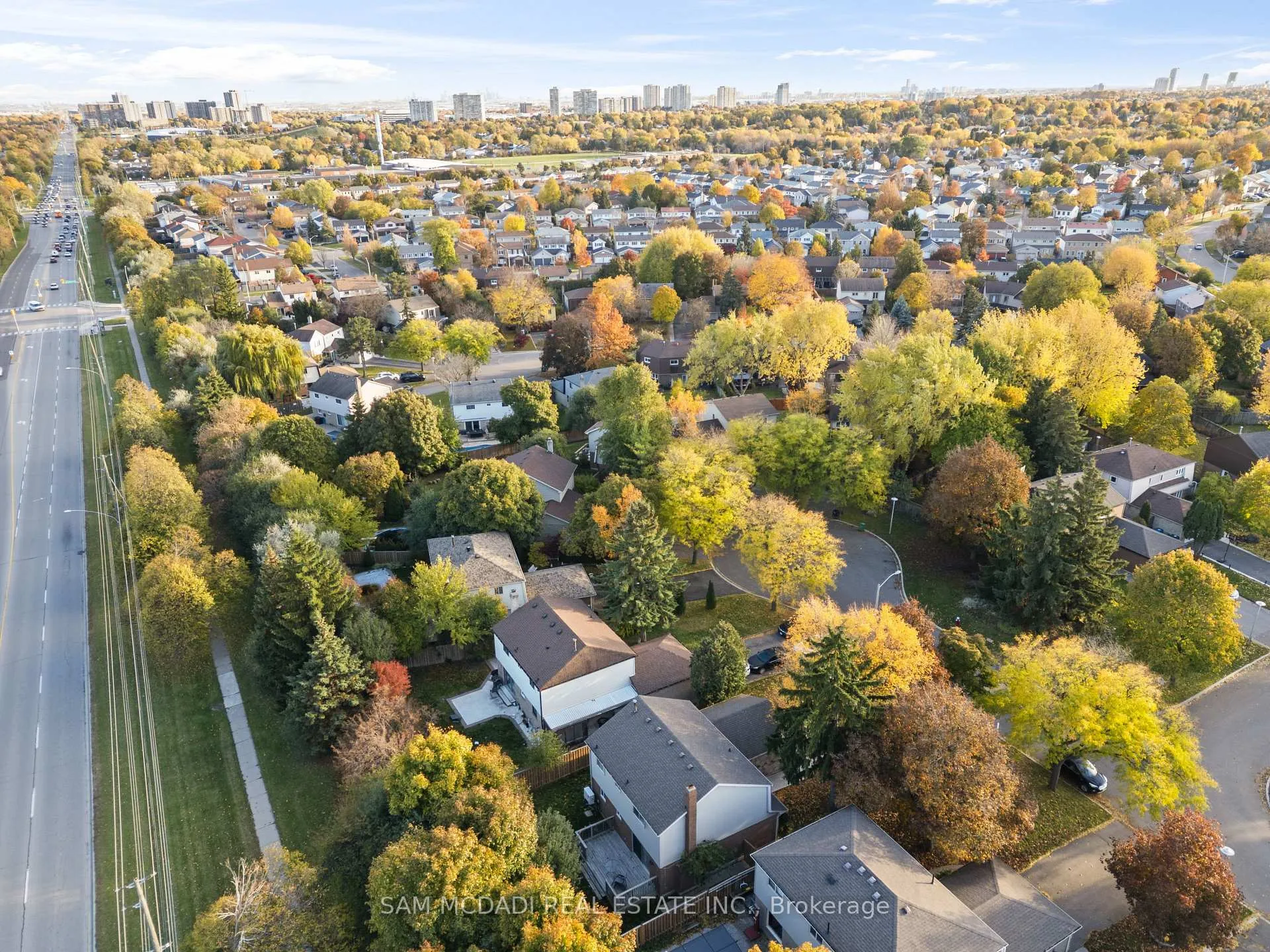 Photo 44 of 44 Madrid Crescent, Brampton, Central Park — HOMEH