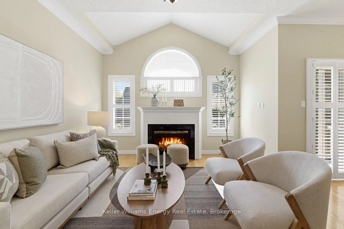 Photo 12 of 1545 Greenvalley Trail, Oshawa, Taunton — HOMEH