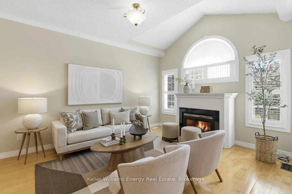 Photo 13 of 1545 Greenvalley Trail, Oshawa, Taunton — HOMEH