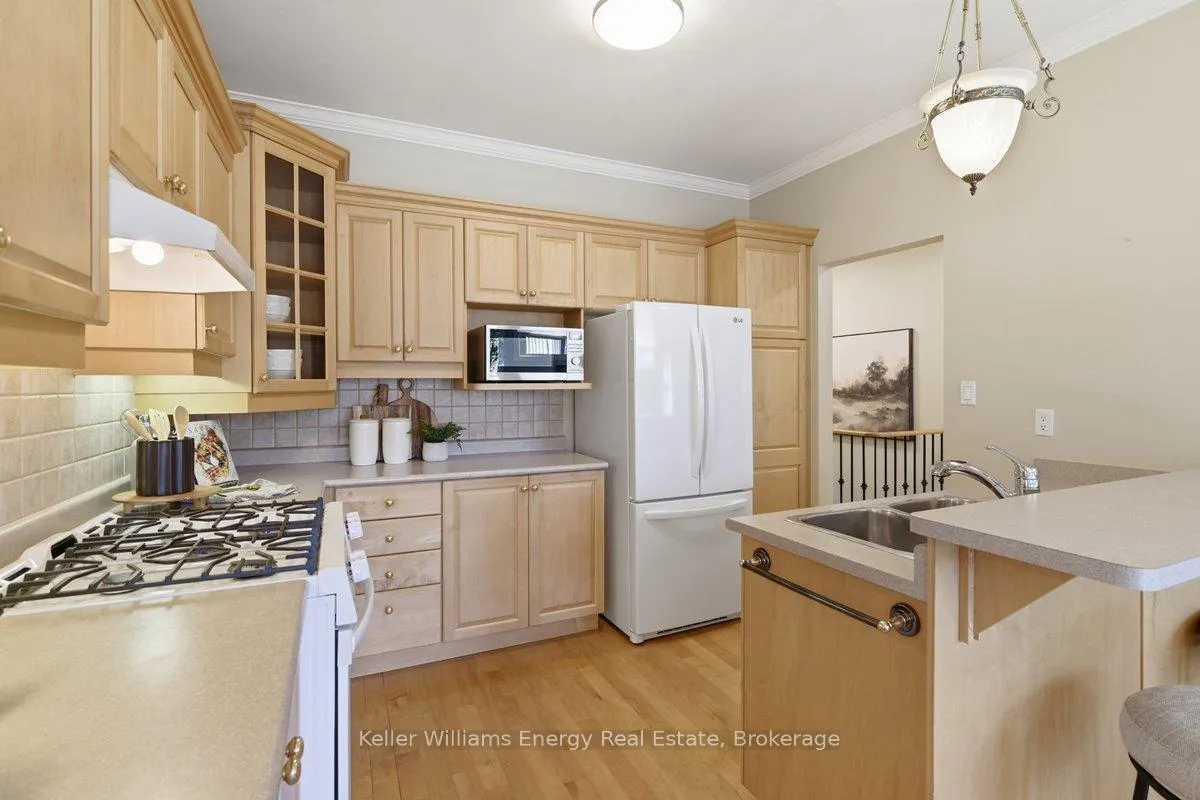 Photo 17 of 1545 Greenvalley Trail, Oshawa, Taunton — HOMEH