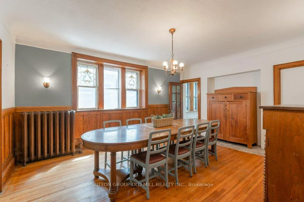 Photo 9 of 19 Biggar Avenue, Toronto, Wychwood — HOMEH