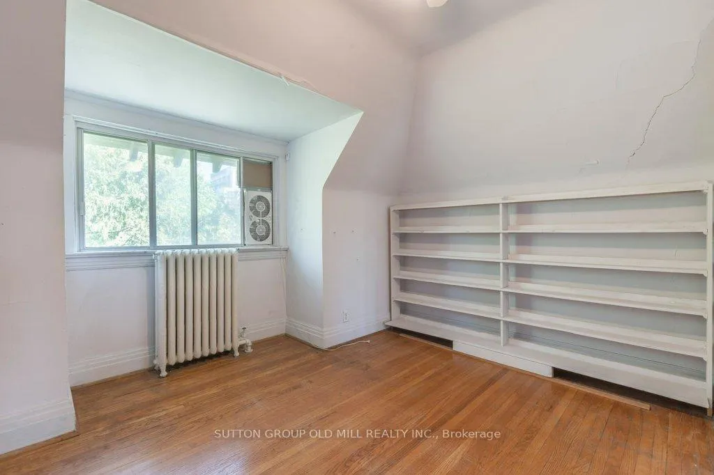 Photo 28 of 19 Biggar Avenue, Toronto, Wychwood — HOMEH