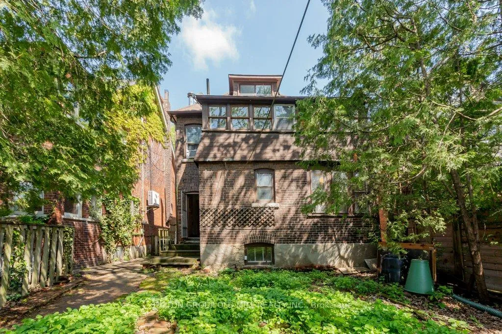 Photo 34 of 19 Biggar Avenue, Toronto, Wychwood — HOMEH
