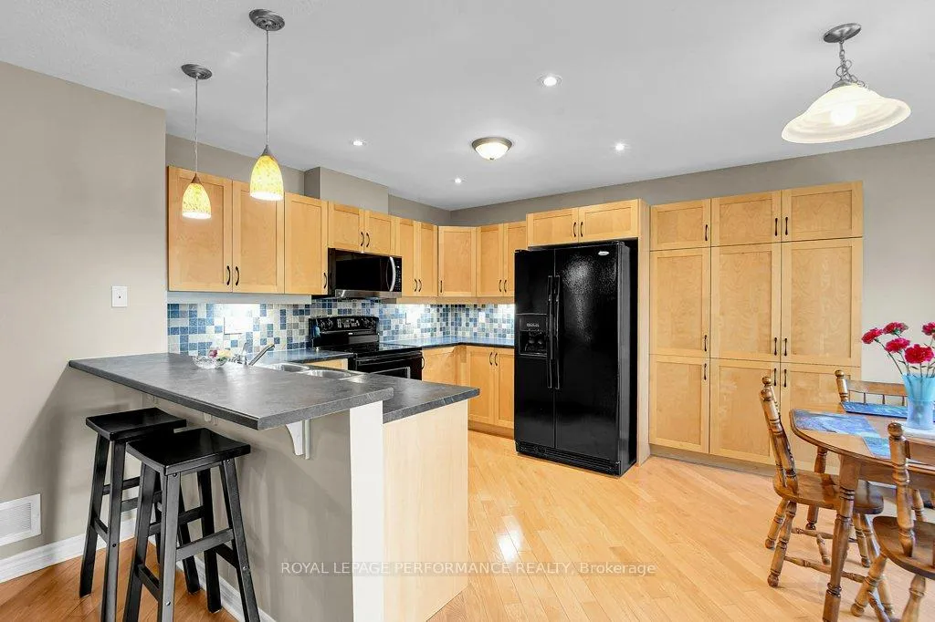 Photo 13 of 229 Mistral Way, Ottawa, Stittsville (North) — HOMEH