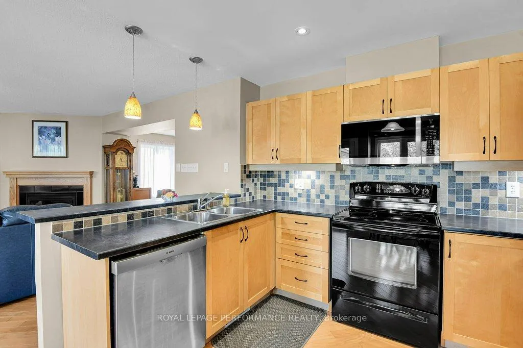 Photo 15 of 229 Mistral Way, Ottawa, Stittsville (North) — HOMEH