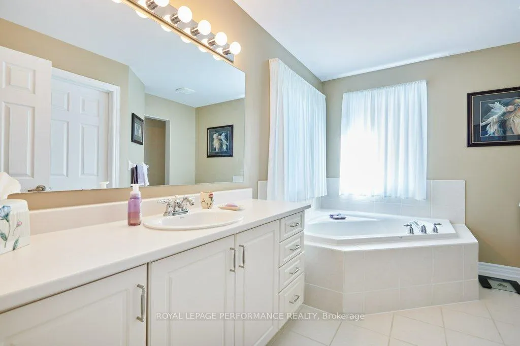 Photo 23 of 229 Mistral Way, Ottawa, Stittsville (North) — HOMEH