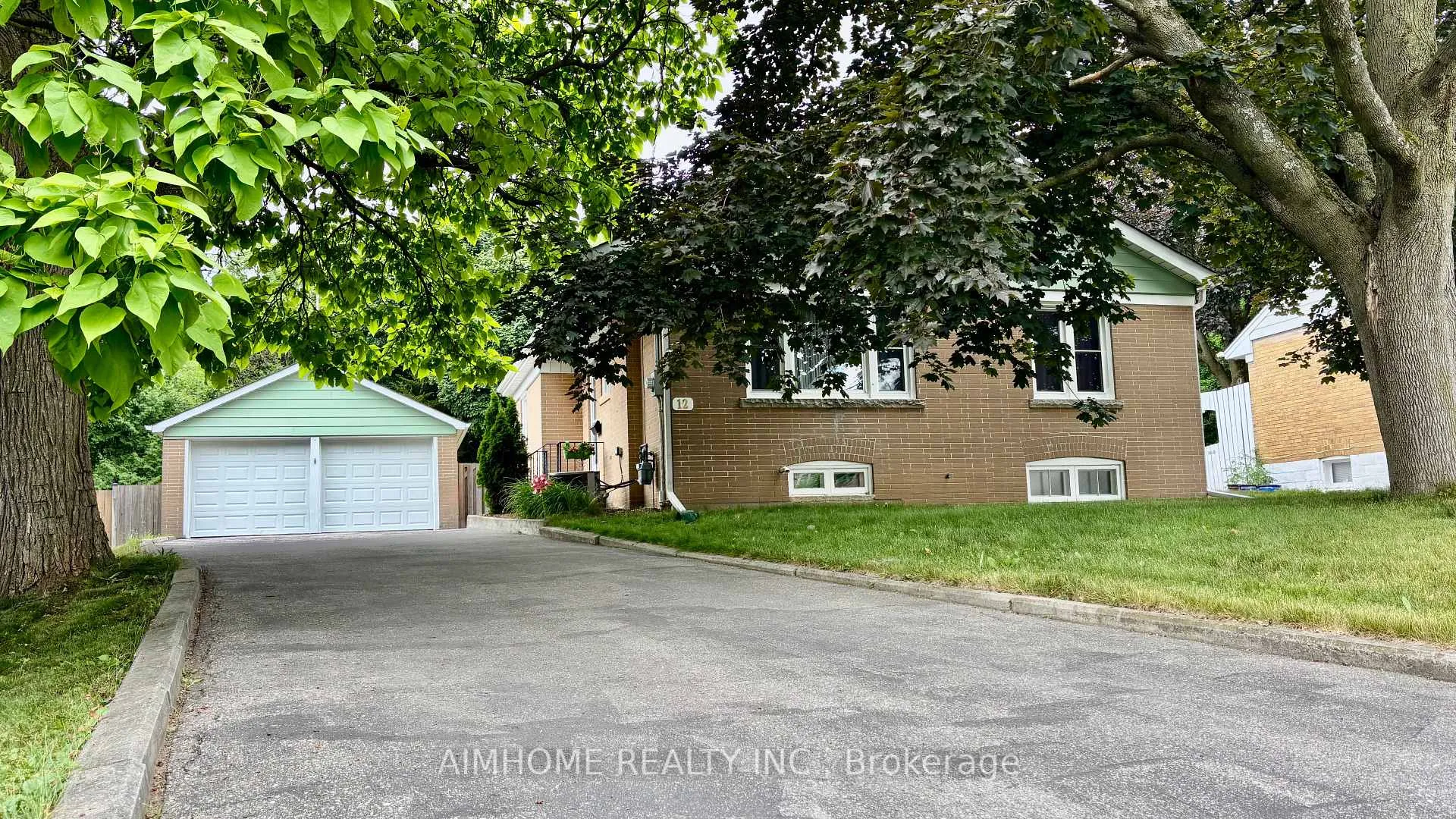 Photo 1 of 12 Canham Crescent, Scarborough, Agincourt South-Malvern West — HOMEH