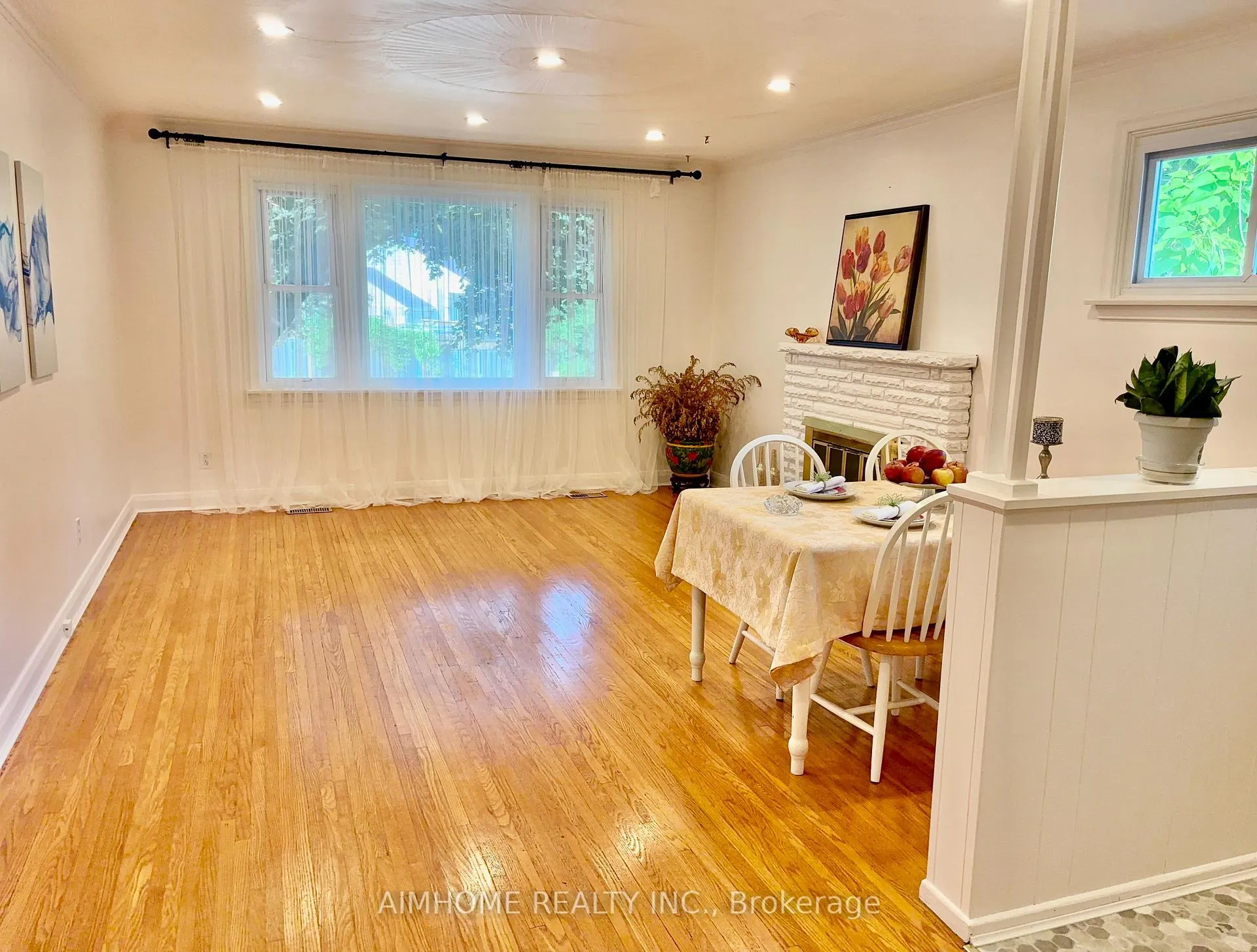Photo 5 of 12 Canham Crescent, Scarborough, Agincourt South-Malvern West — HOMEH