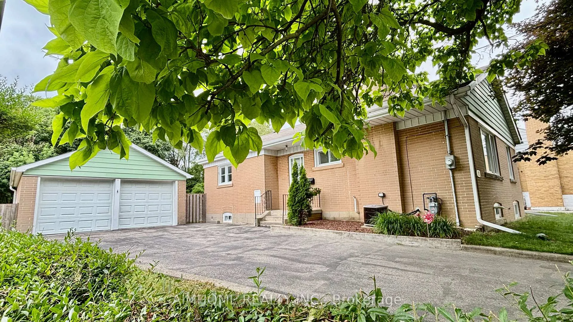 Photo 21 of 12 Canham Crescent, Scarborough, Agincourt South-Malvern West — HOMEH