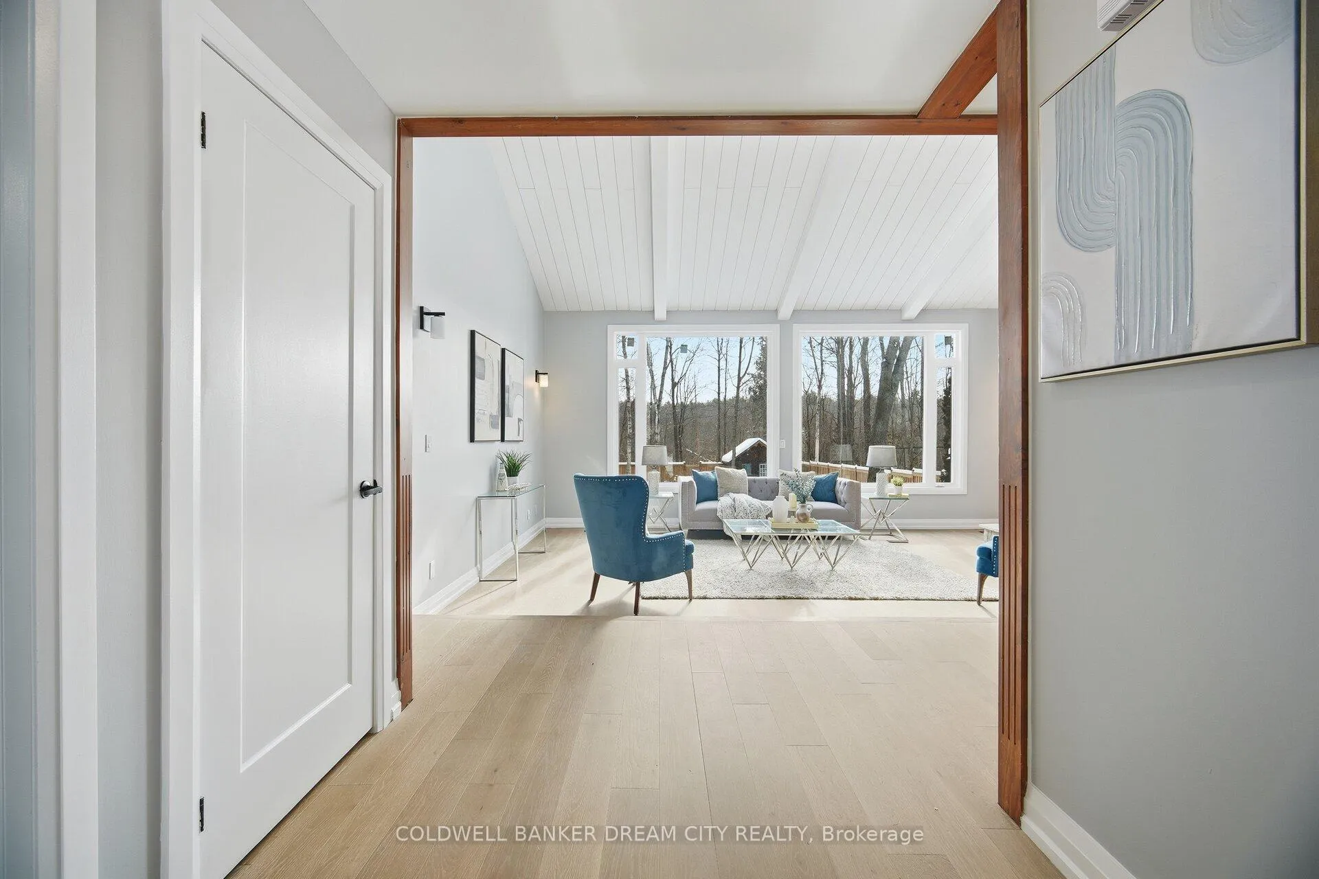 Photo 5 of 43 Olivers Lane, Caledon, Caledon East — HOMEH