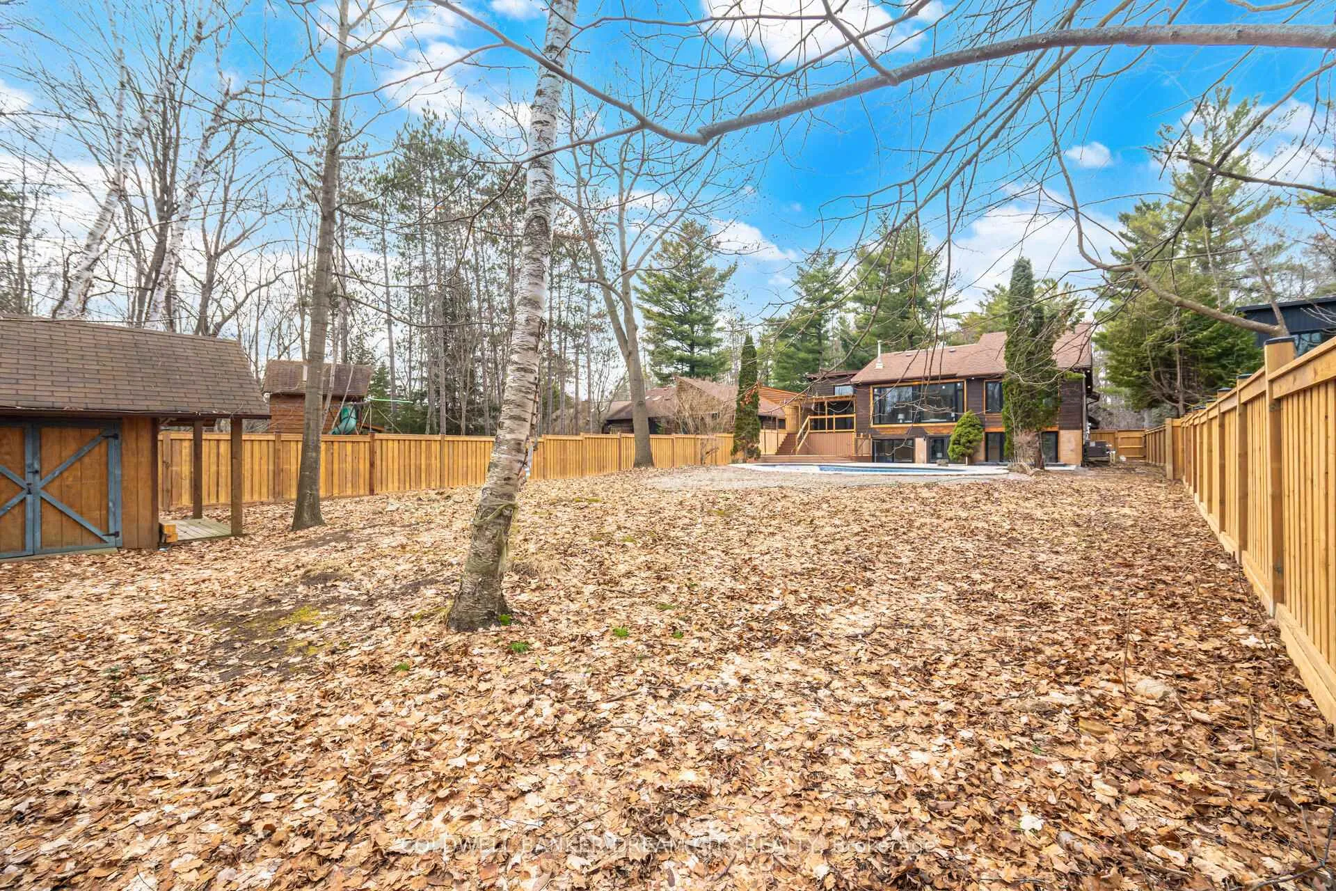 Photo 46 of 43 Olivers Lane, Caledon, Caledon East — HOMEH
