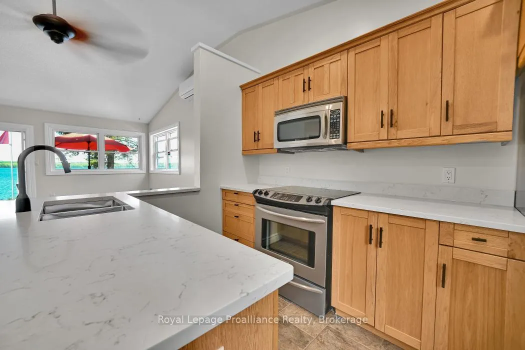 Photo 12 of 121 Rush Lane, Tweed, Hungerford (Twp) — HOMEH