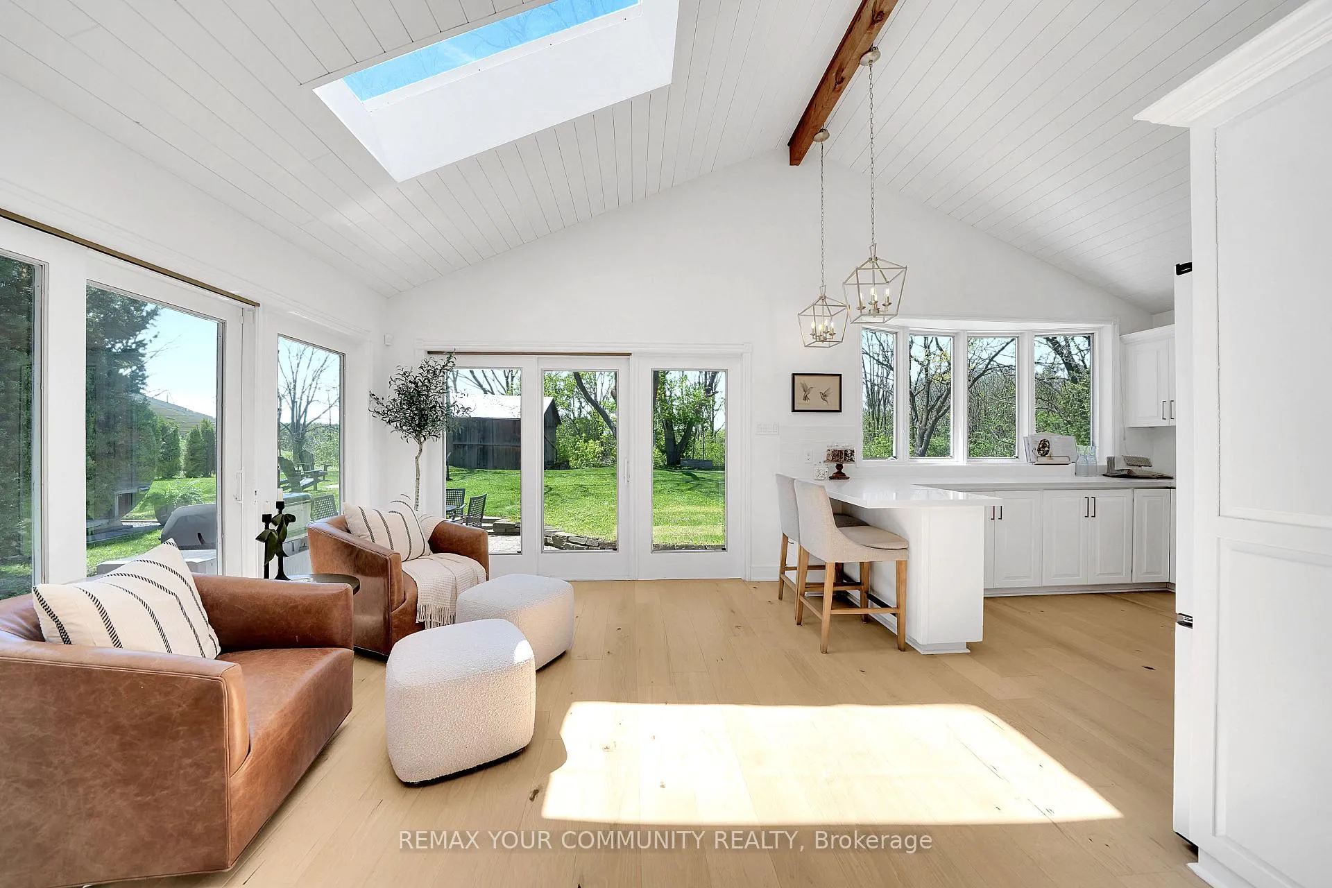 Photo 13 of 12768 Weston Road, King, Rural King — HOMEH