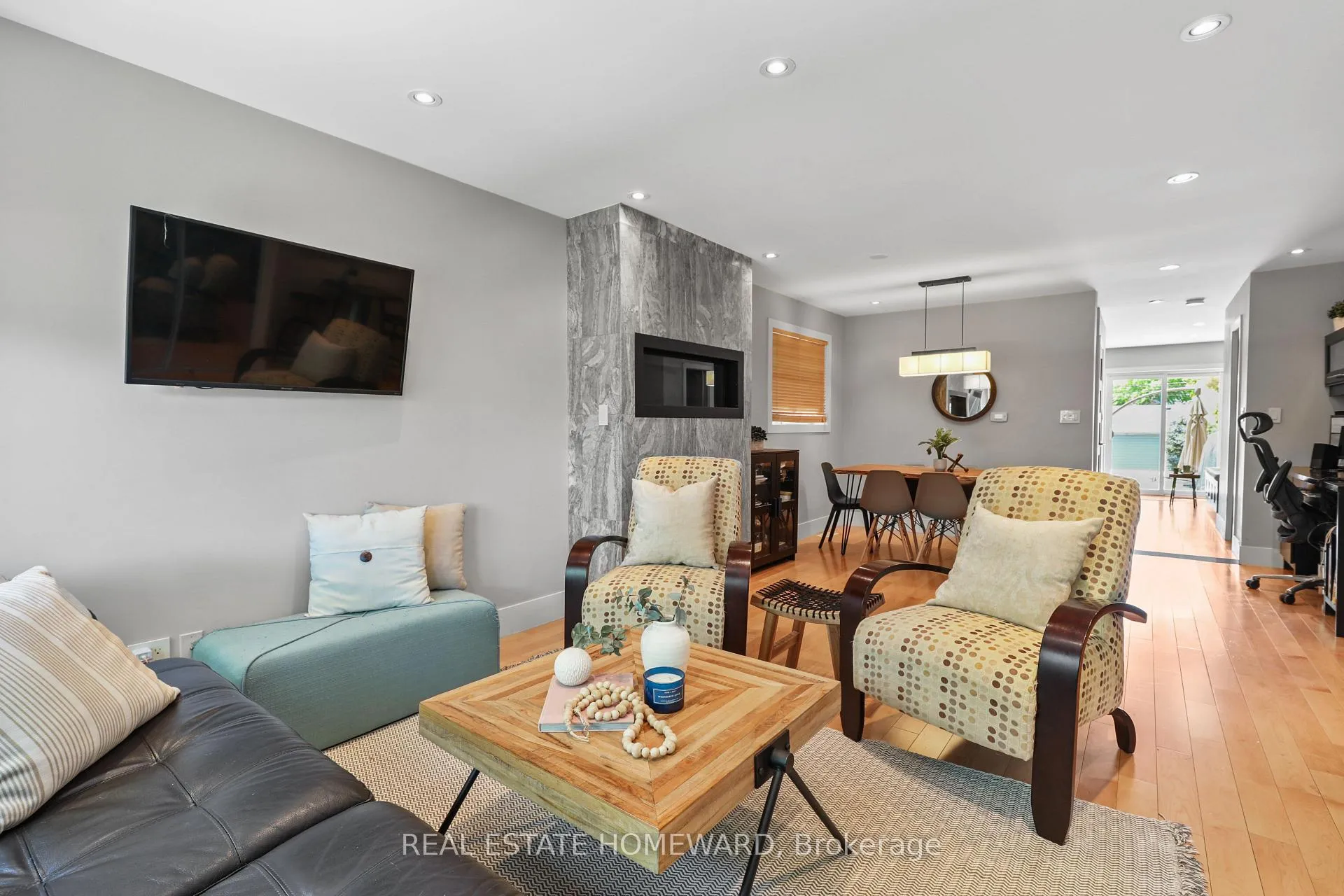 Photo 6 of 56 Osborne Avenue, Toronto, East End-Danforth — HOMEH