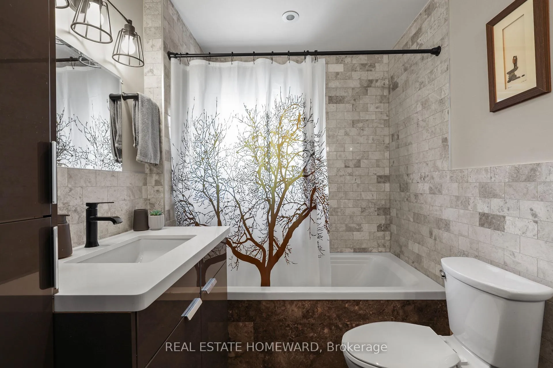 Photo 22 of 56 Osborne Avenue, Toronto, East End-Danforth — HOMEH