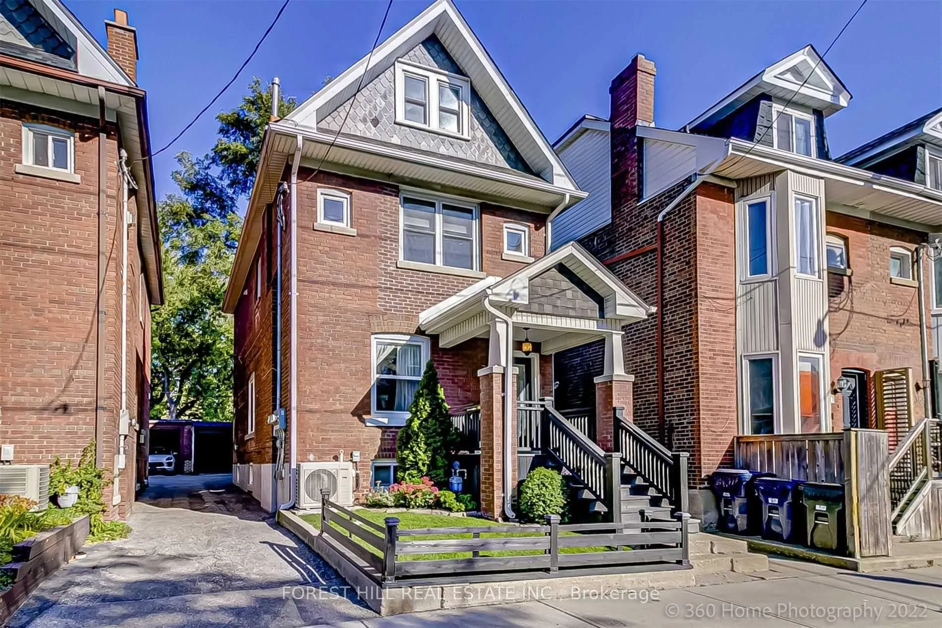 Front of 373 Woodbine Avenue