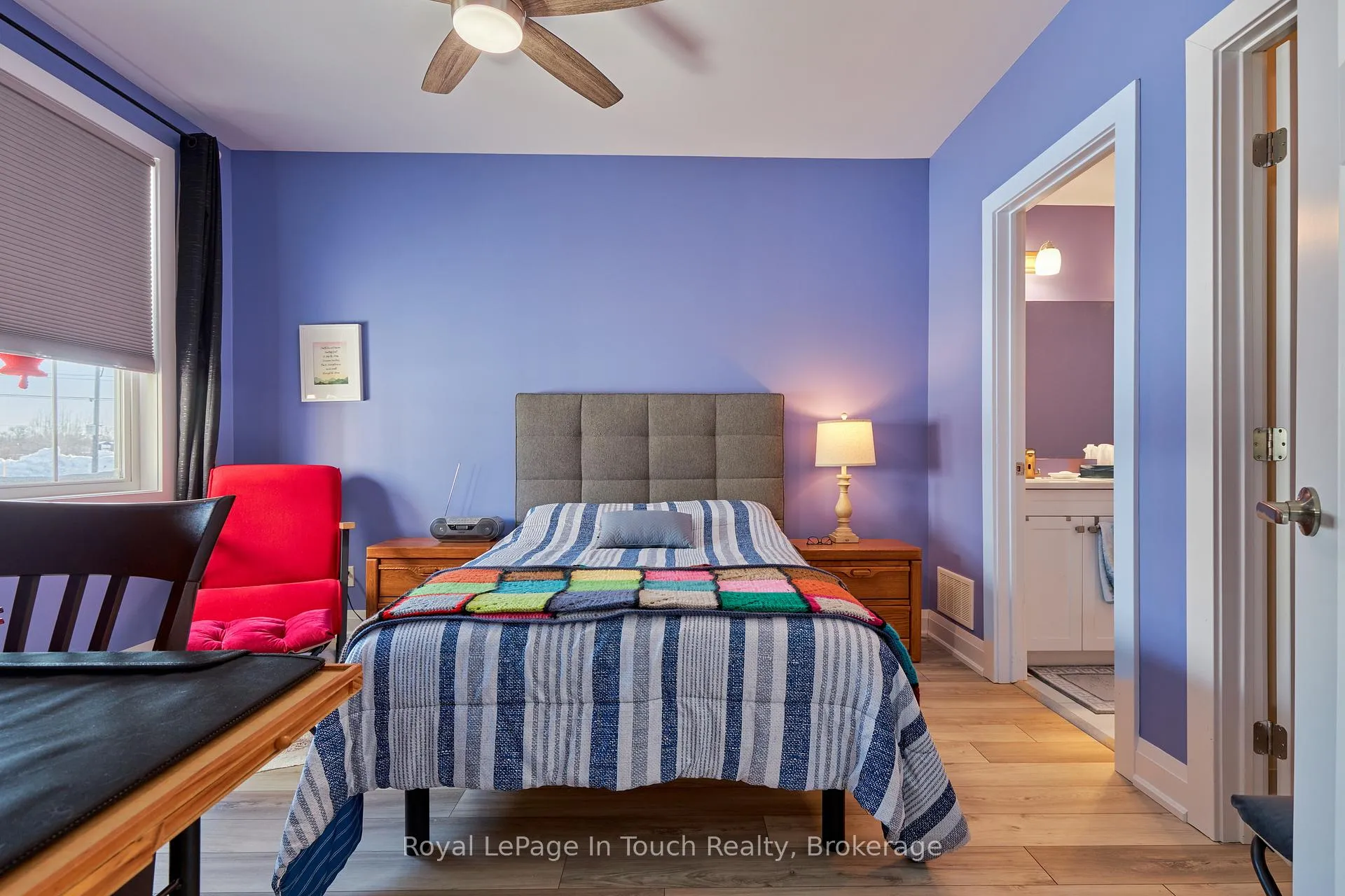 Photo 2 of 31 Julia Crescent, Midland — HOMEH