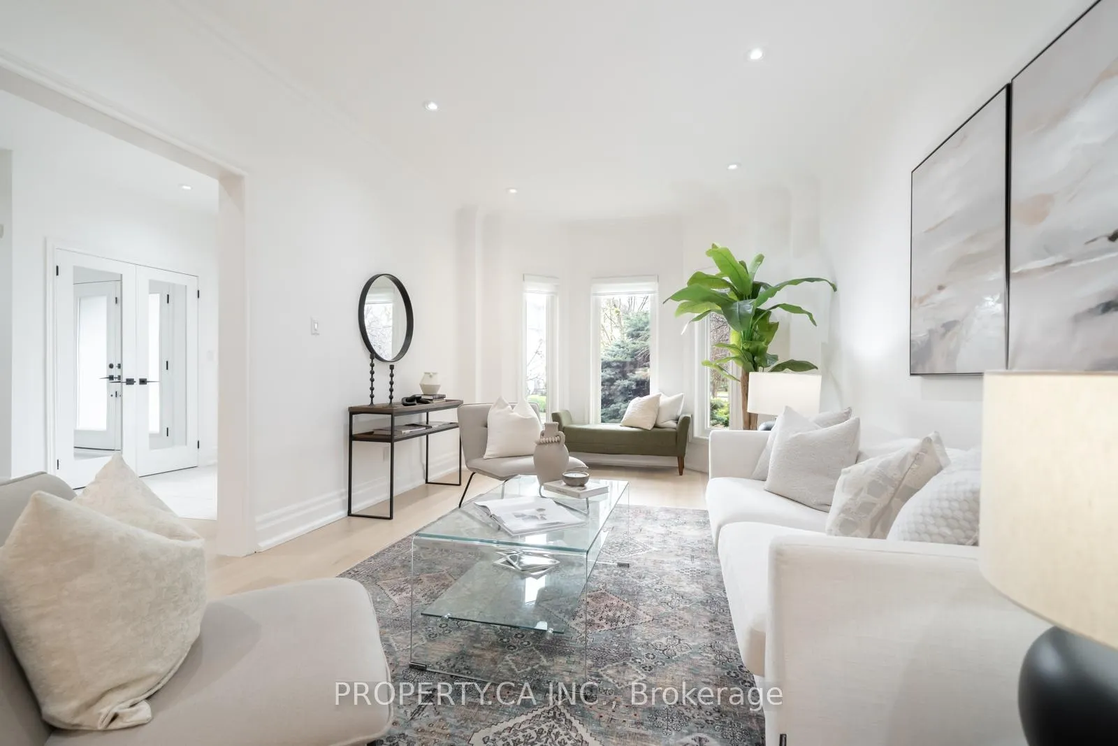 Photo 6 of 151 Concord Road, Vaughan, Beverley Glen — HOMEH