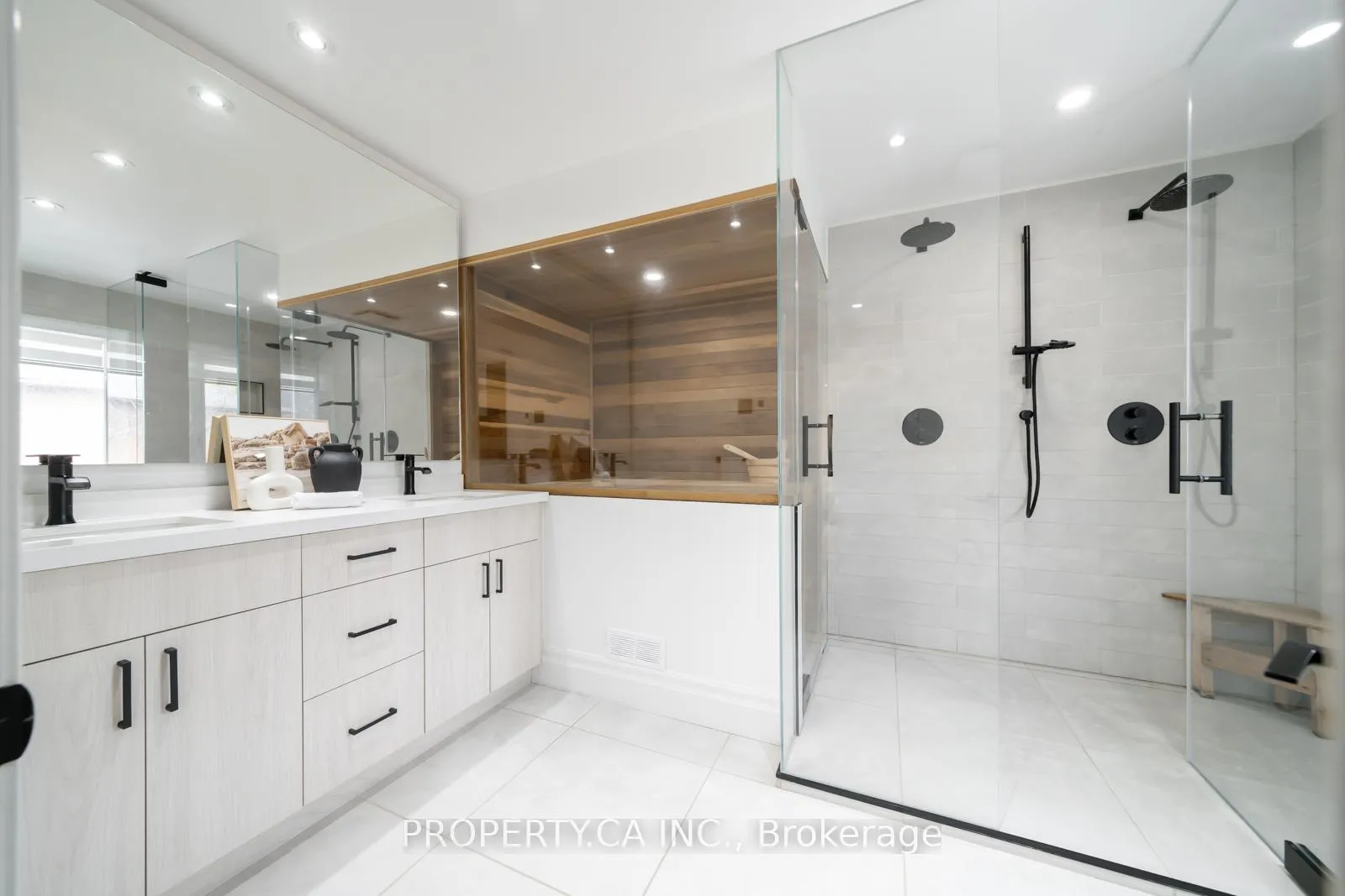Photo 24 of 151 Concord Road, Vaughan, Beverley Glen — HOMEH