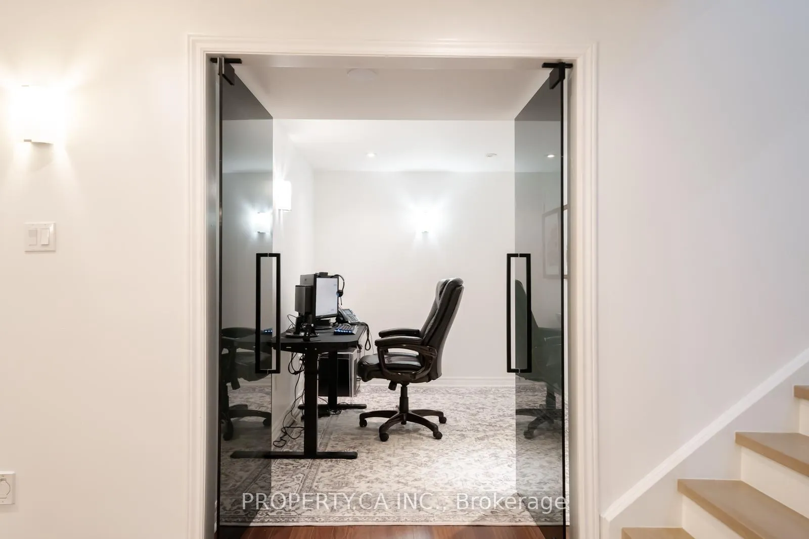 Photo 34 of 151 Concord Road, Vaughan, Beverley Glen — HOMEH