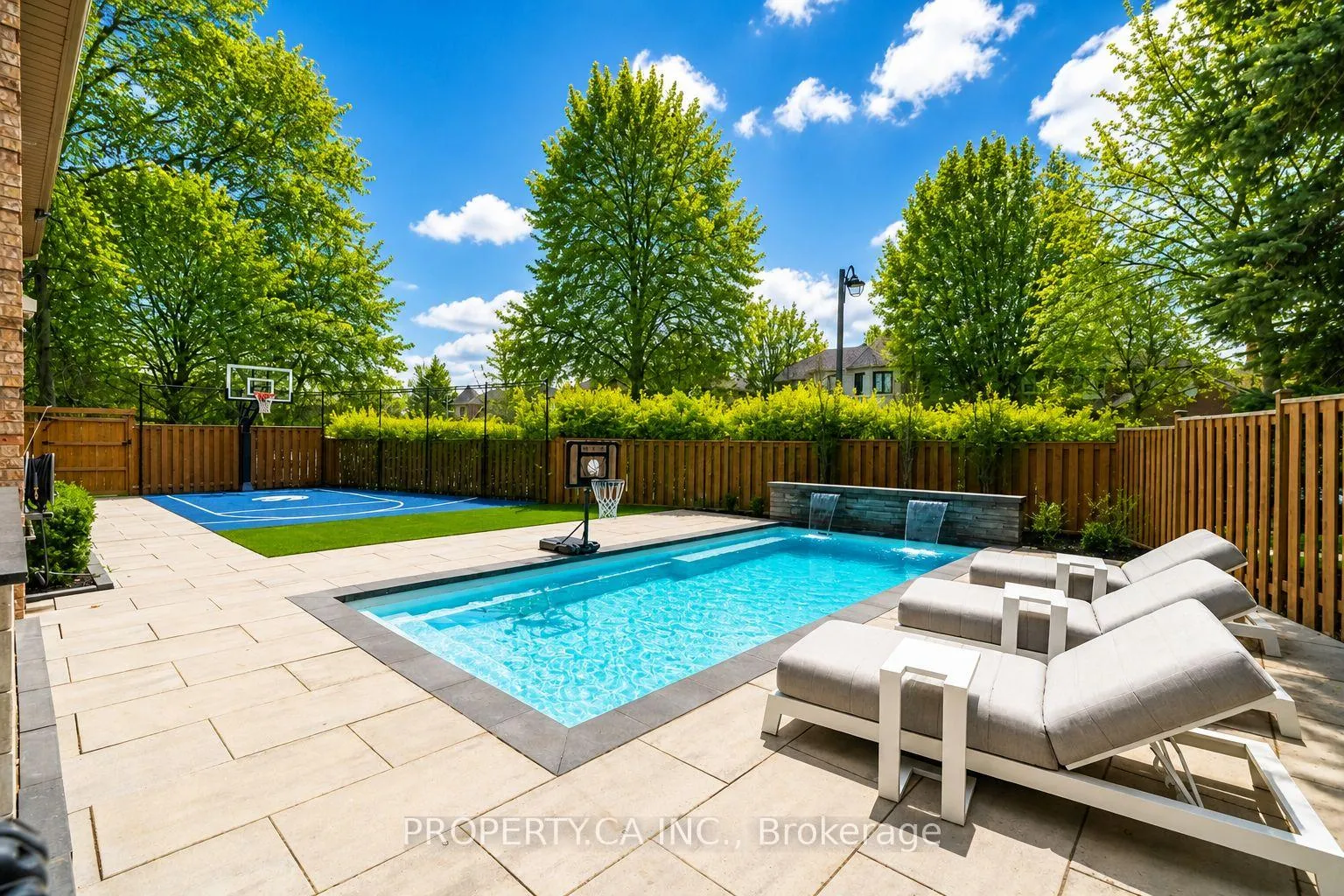 Photo 45 of 151 Concord Road, Vaughan, Beverley Glen — HOMEH