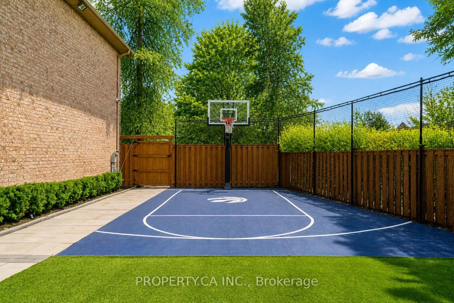 Photo 48 of 151 Concord Road, Vaughan, Beverley Glen — HOMEH