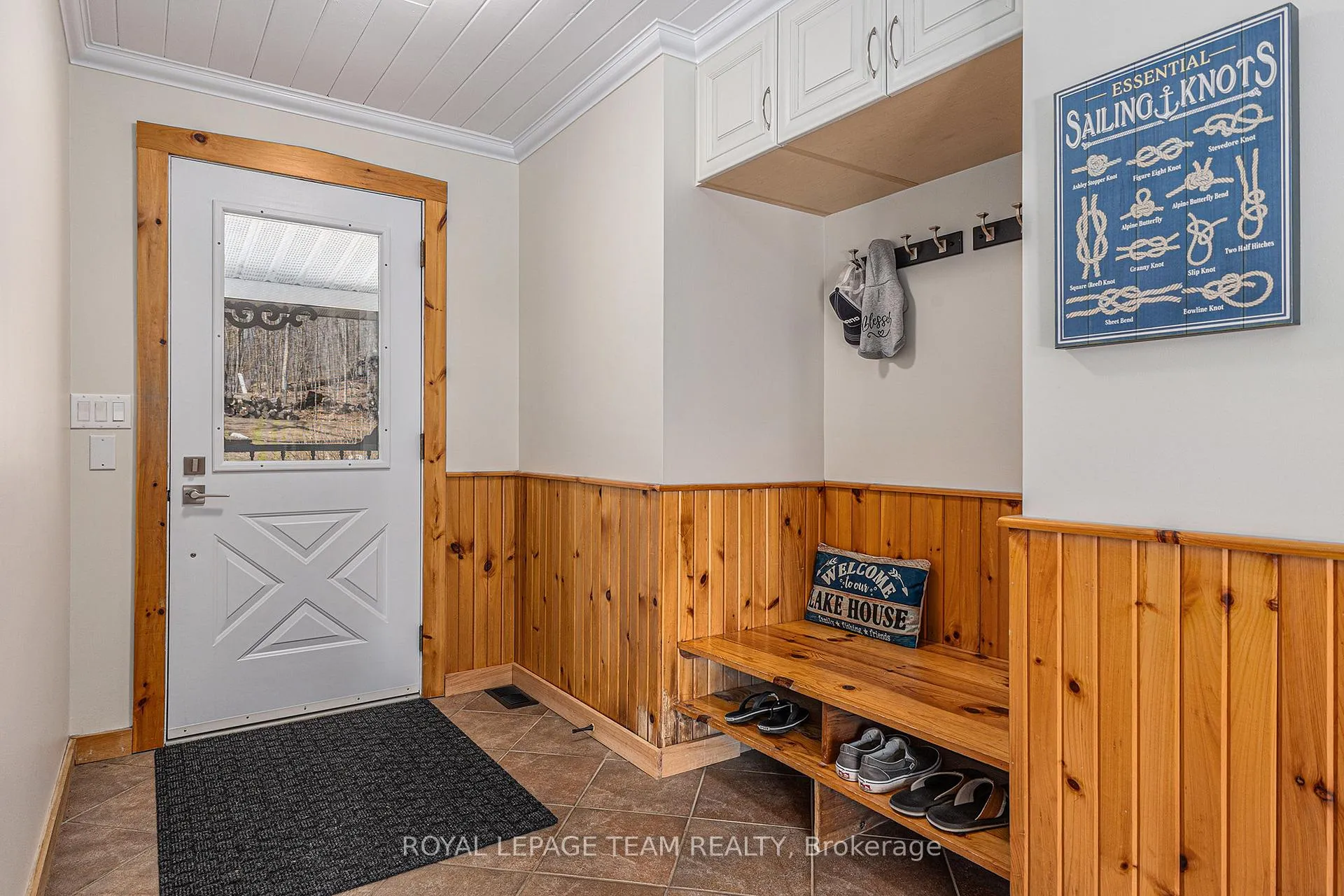 Photo 3 of 1172 Snye Road, Lanark Highlands, Lanark Highlands (Darling) Twp — HOMEH