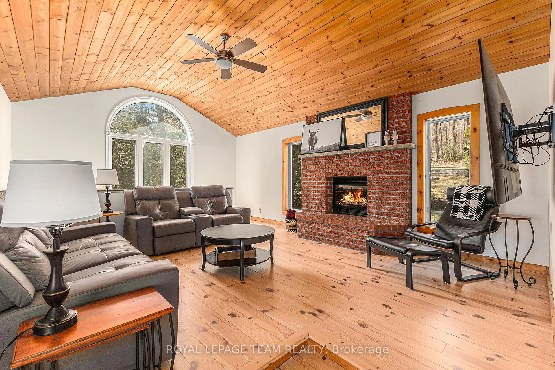 Photo 4 of 1172 Snye Road, Lanark Highlands, Lanark Highlands (Darling) Twp — HOMEH