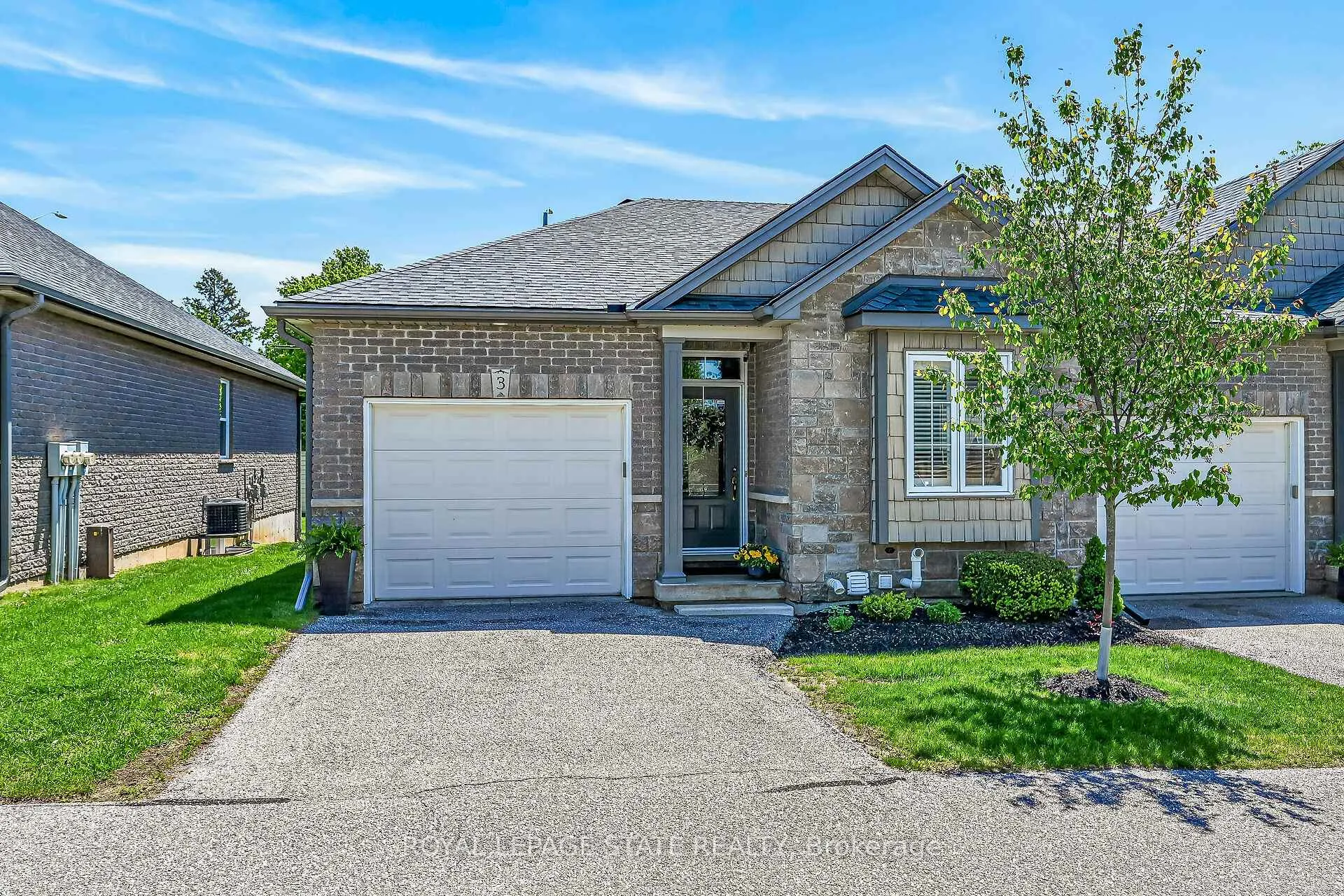 Photo 1 of Unit 3, 244 Dundas Street W, Brant, Paris — HOMEH