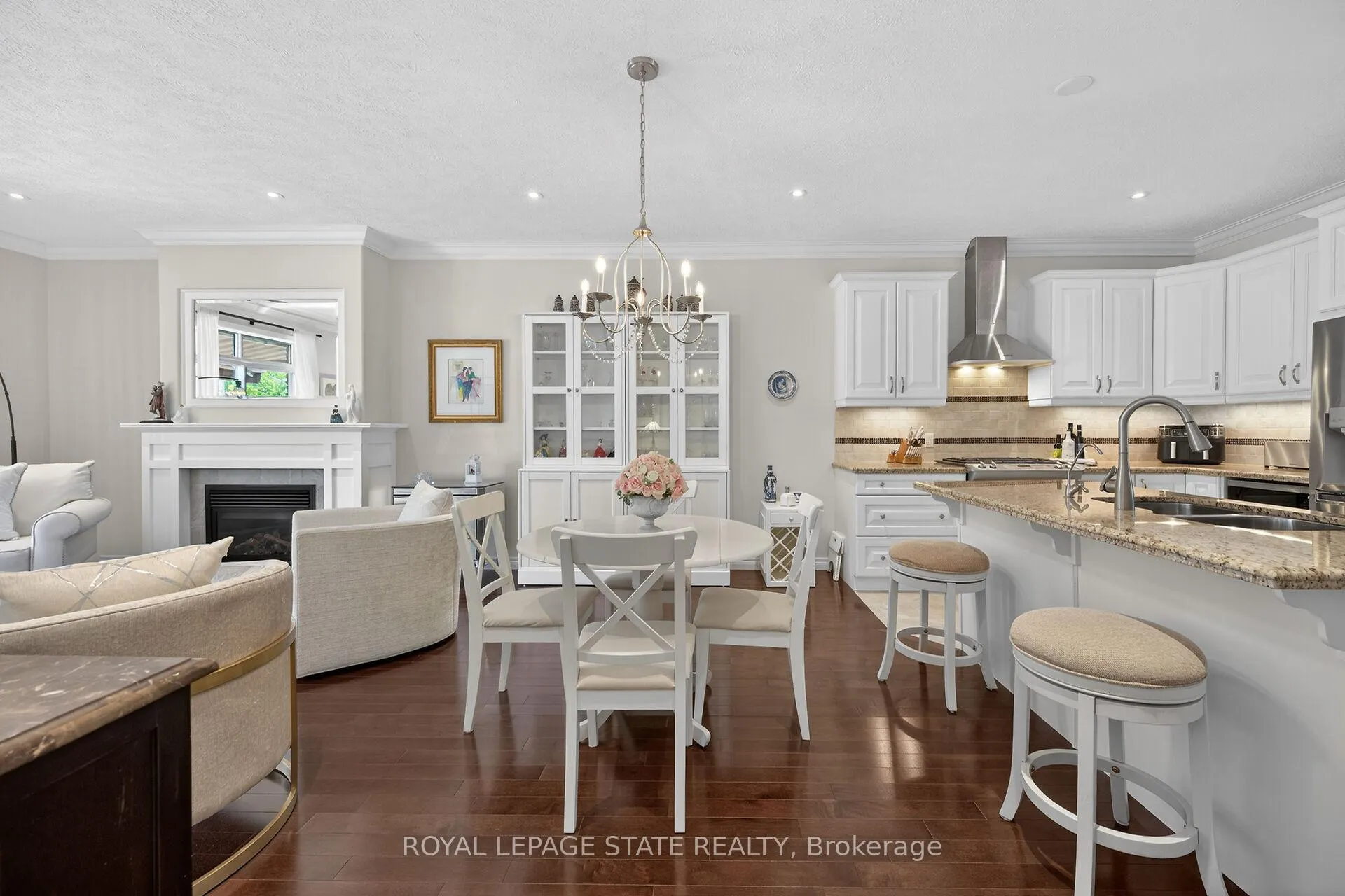 Photo 10 of Unit 3, 244 Dundas Street W, Brant, Paris — HOMEH
