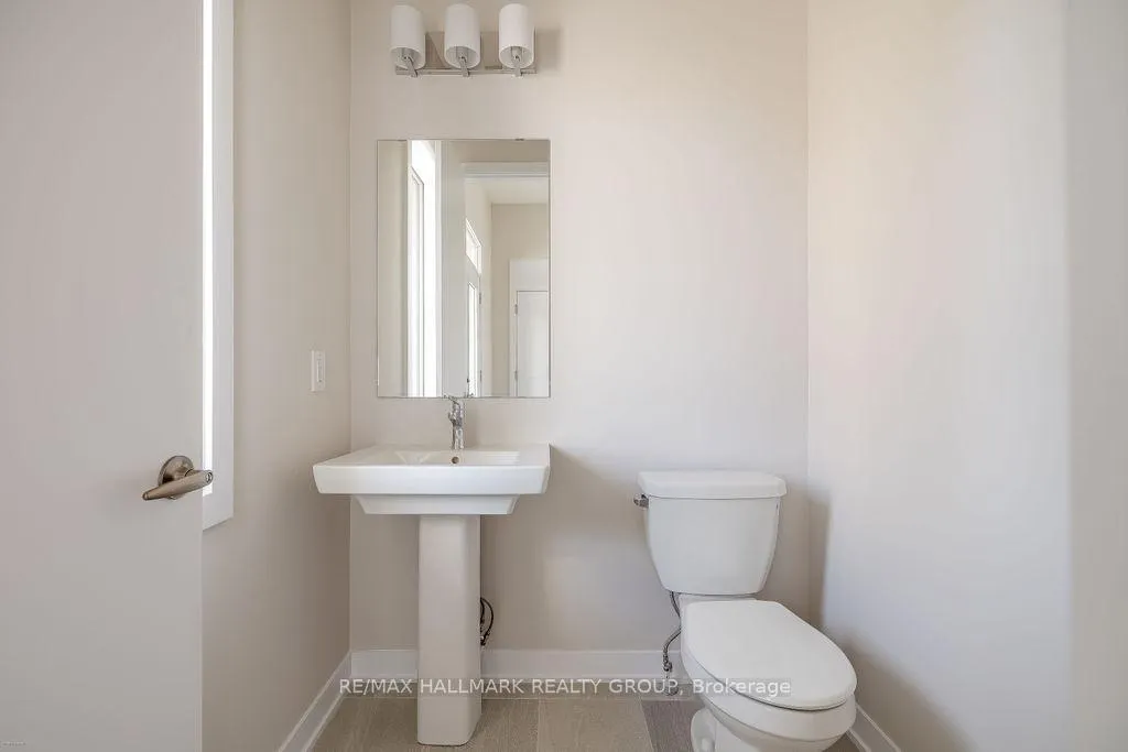 Photo 18 of 12 Tenuto Lane, Ottawa, Mer Bleue/Bradley Estates/Anderson Park — HOMEH